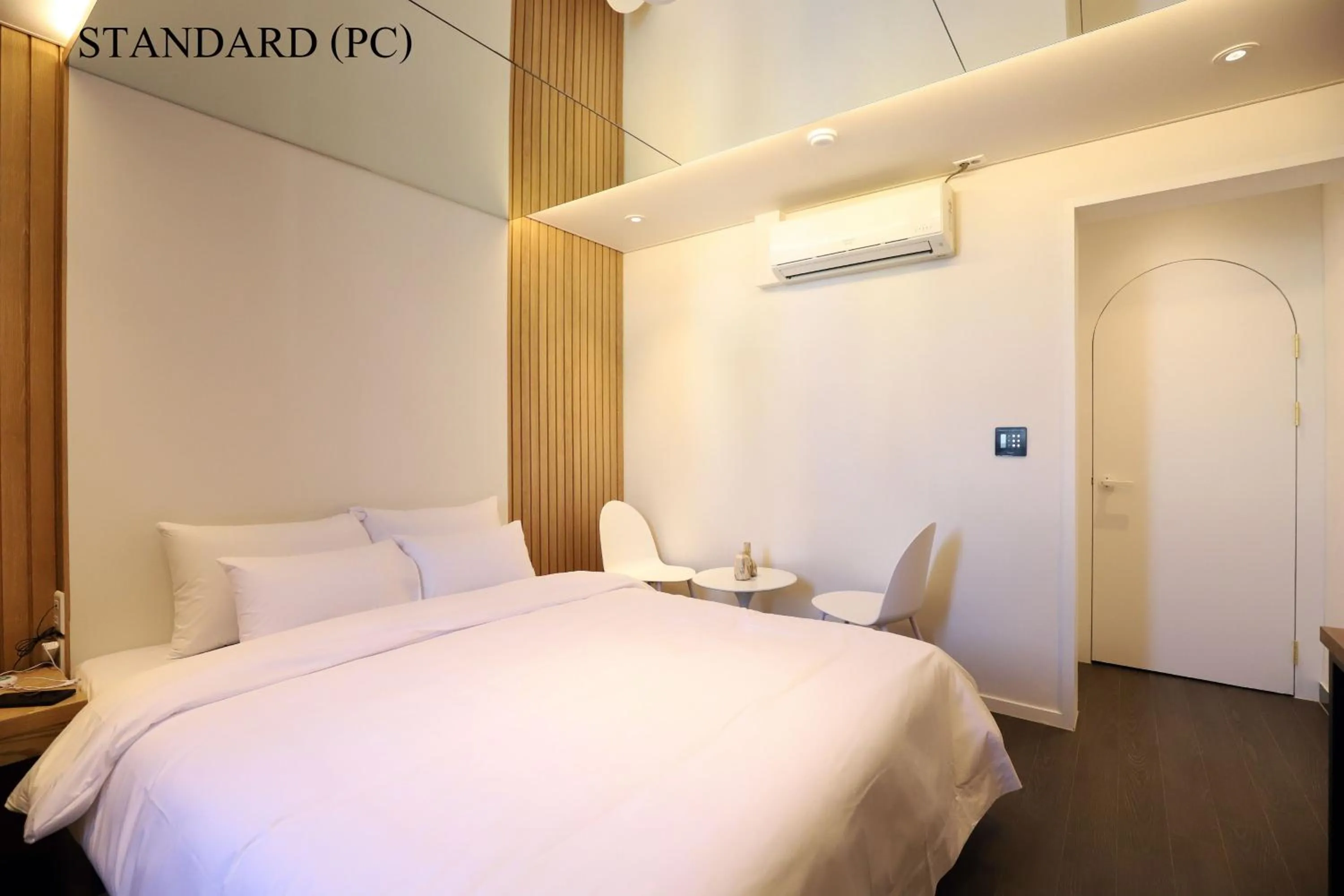 Bed in Biennale Hotel