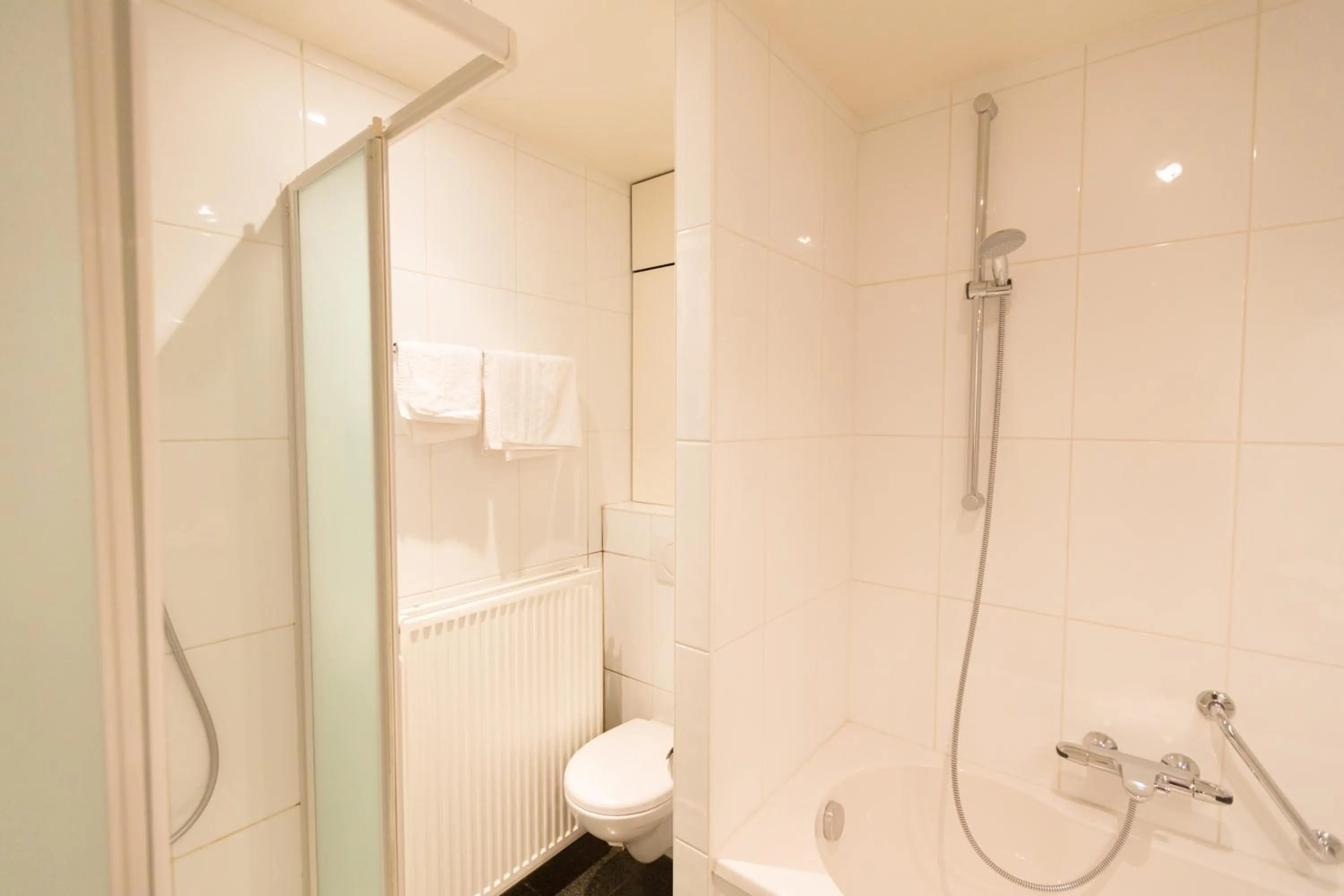 Toilet in Diamant Suites Brussels EU