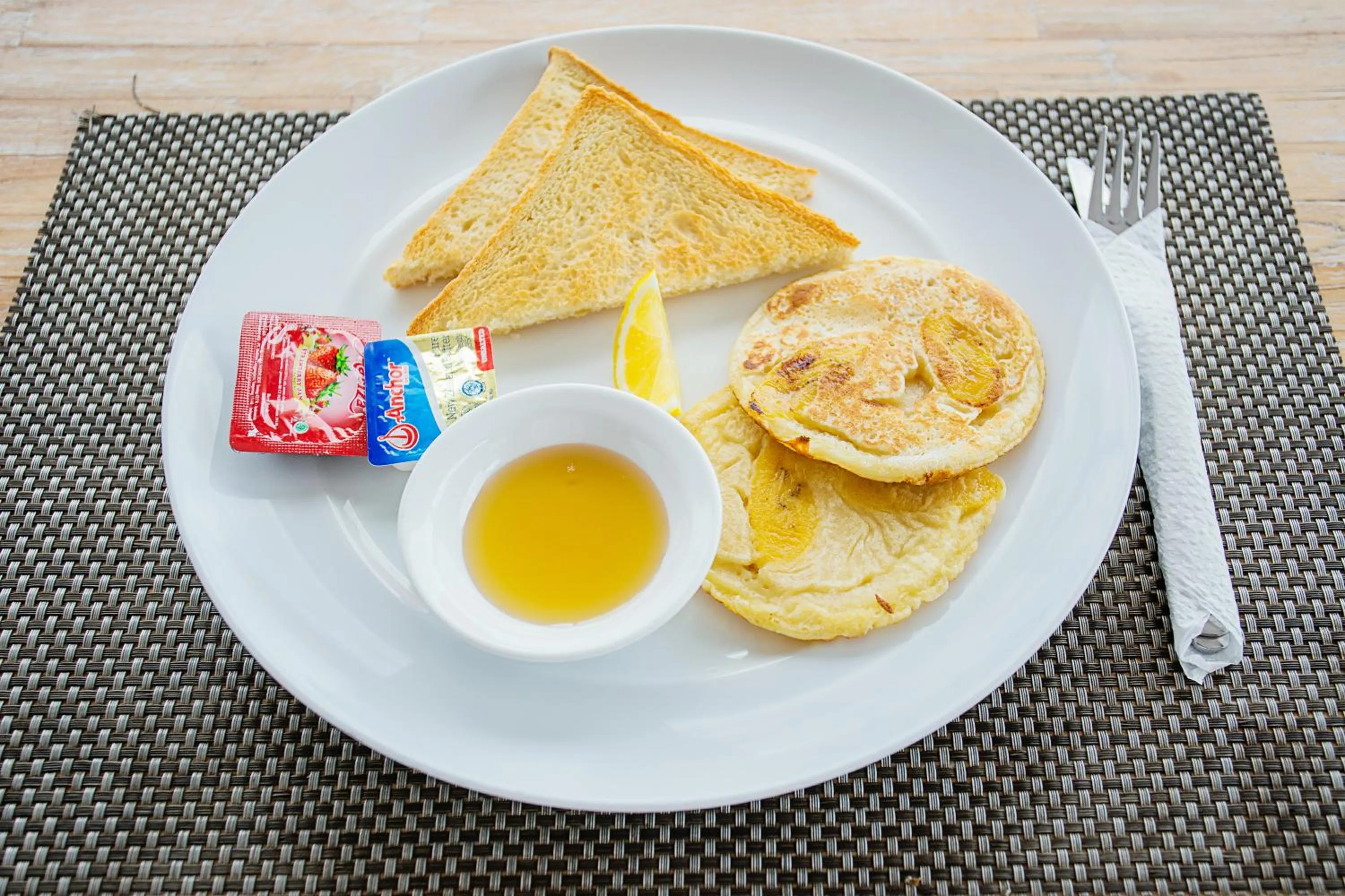 Food in Rumah Marta Ceningan Island