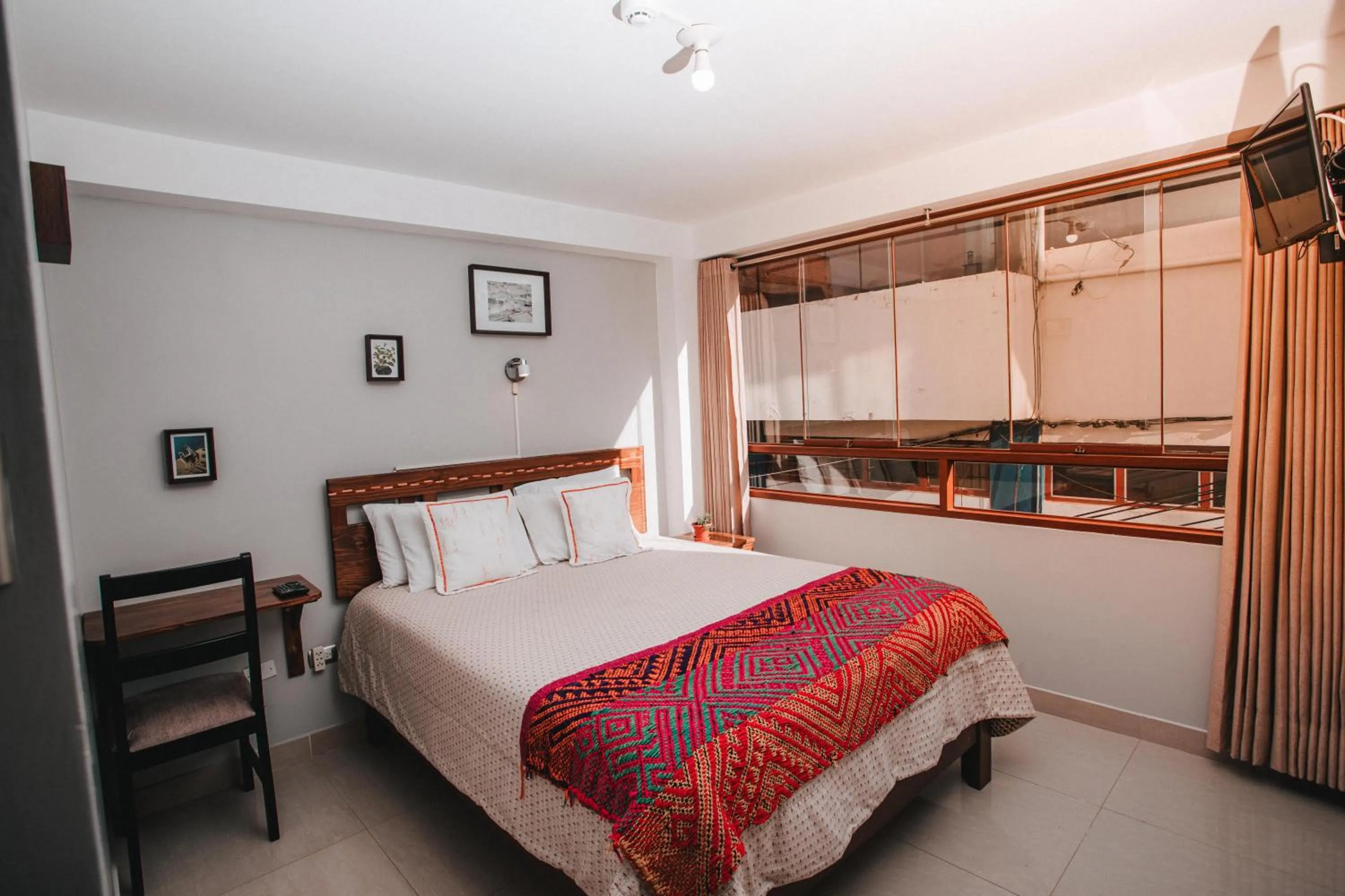 Bedroom, Bed in Dreams House Cusco