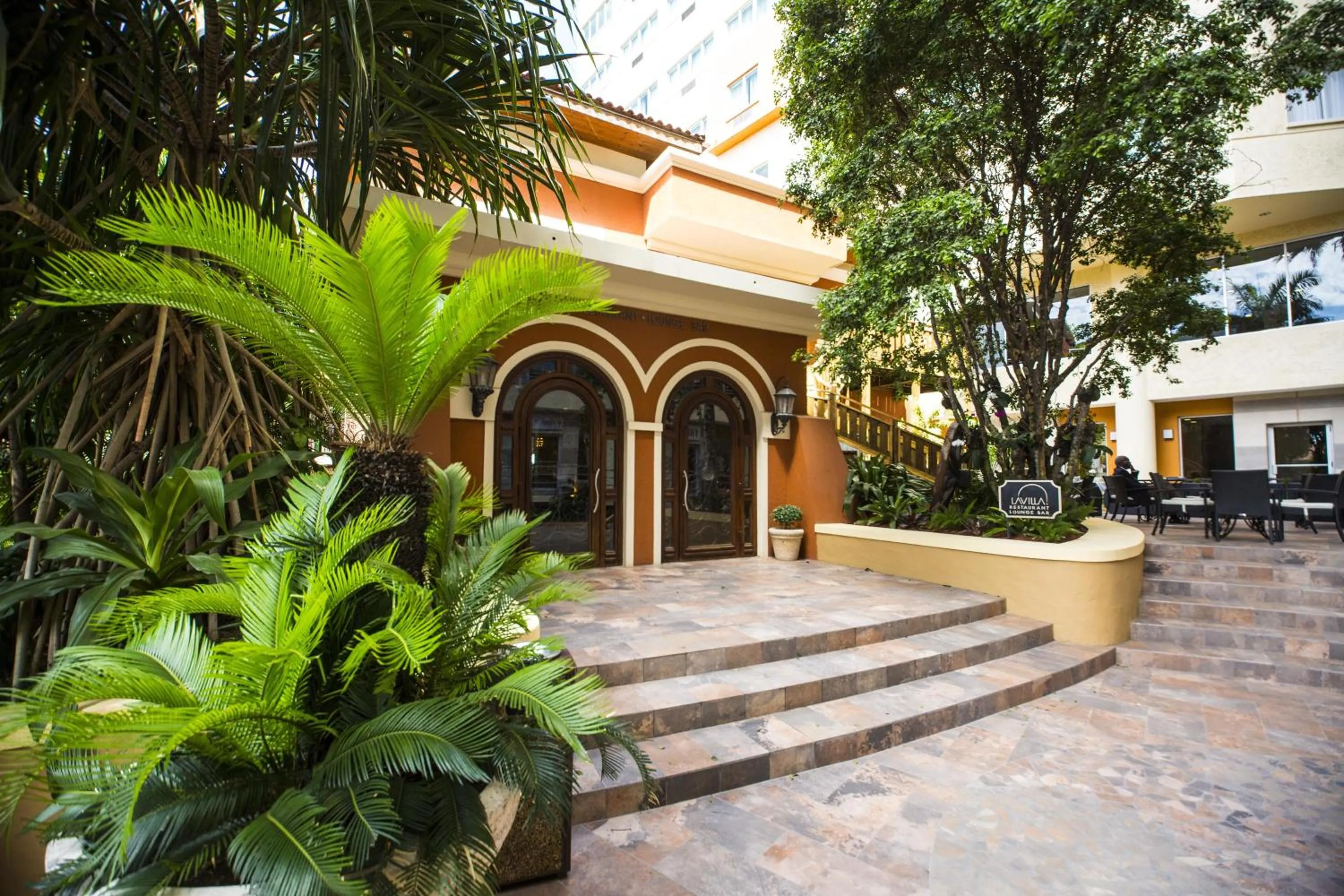 Facade/entrance in Hotel Royal Oasis