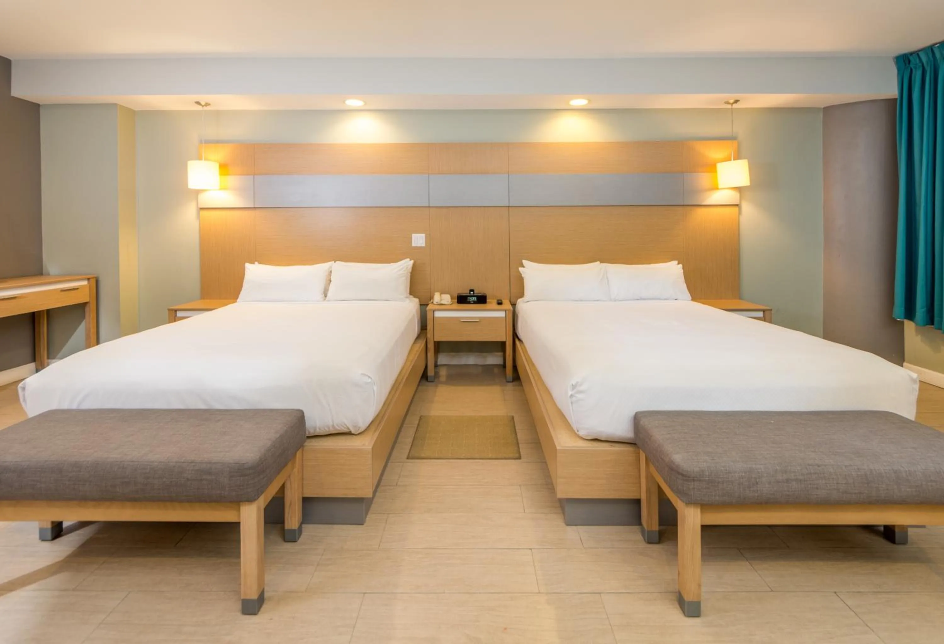 Photo of the whole room, Bed in Hotel Royal Oasis