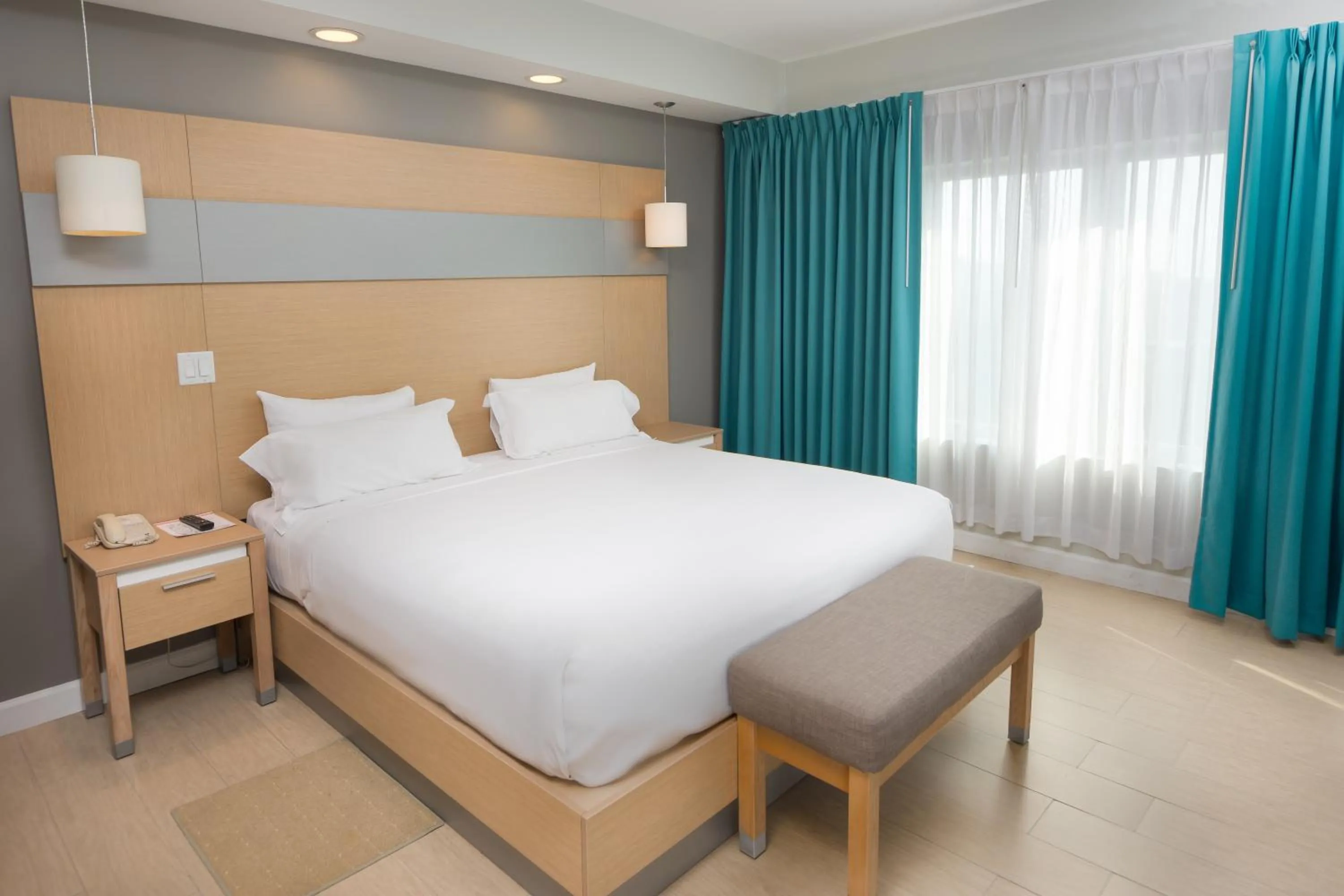 Bedroom, Bed in Hotel Royal Oasis