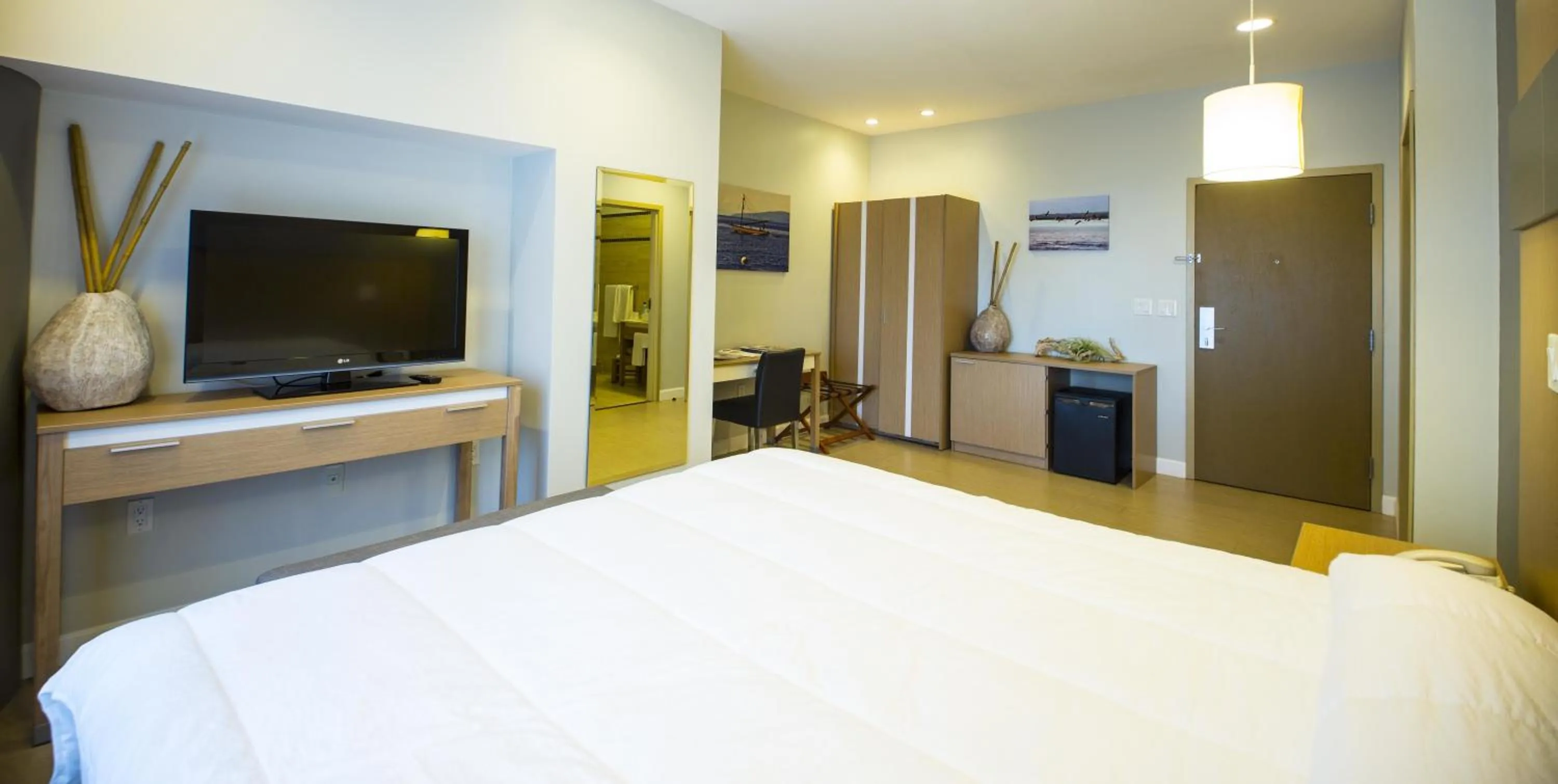 Photo of the whole room, Bed in Hotel Royal Oasis