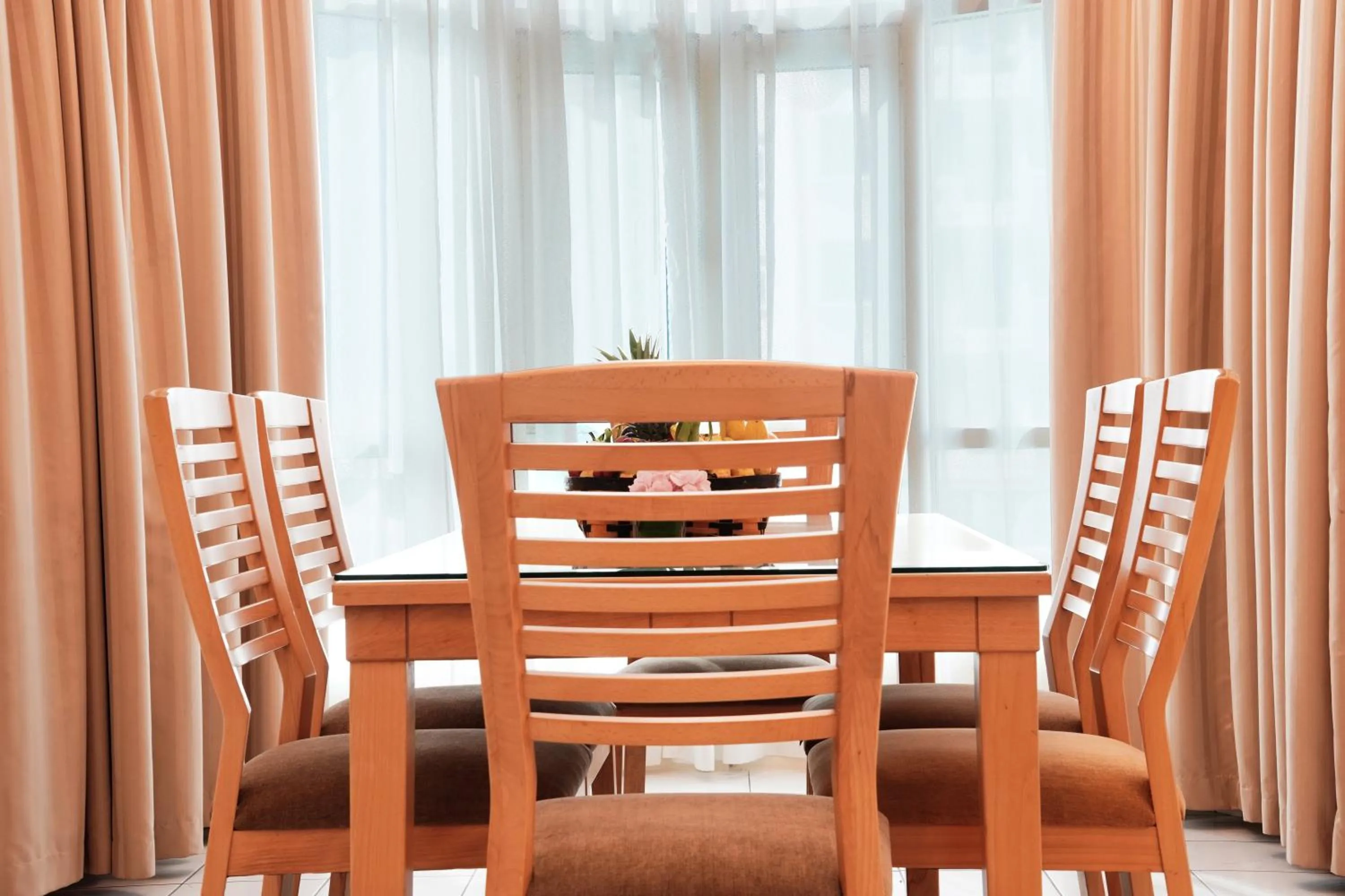 Dining area in Roda Al Murooj Residences