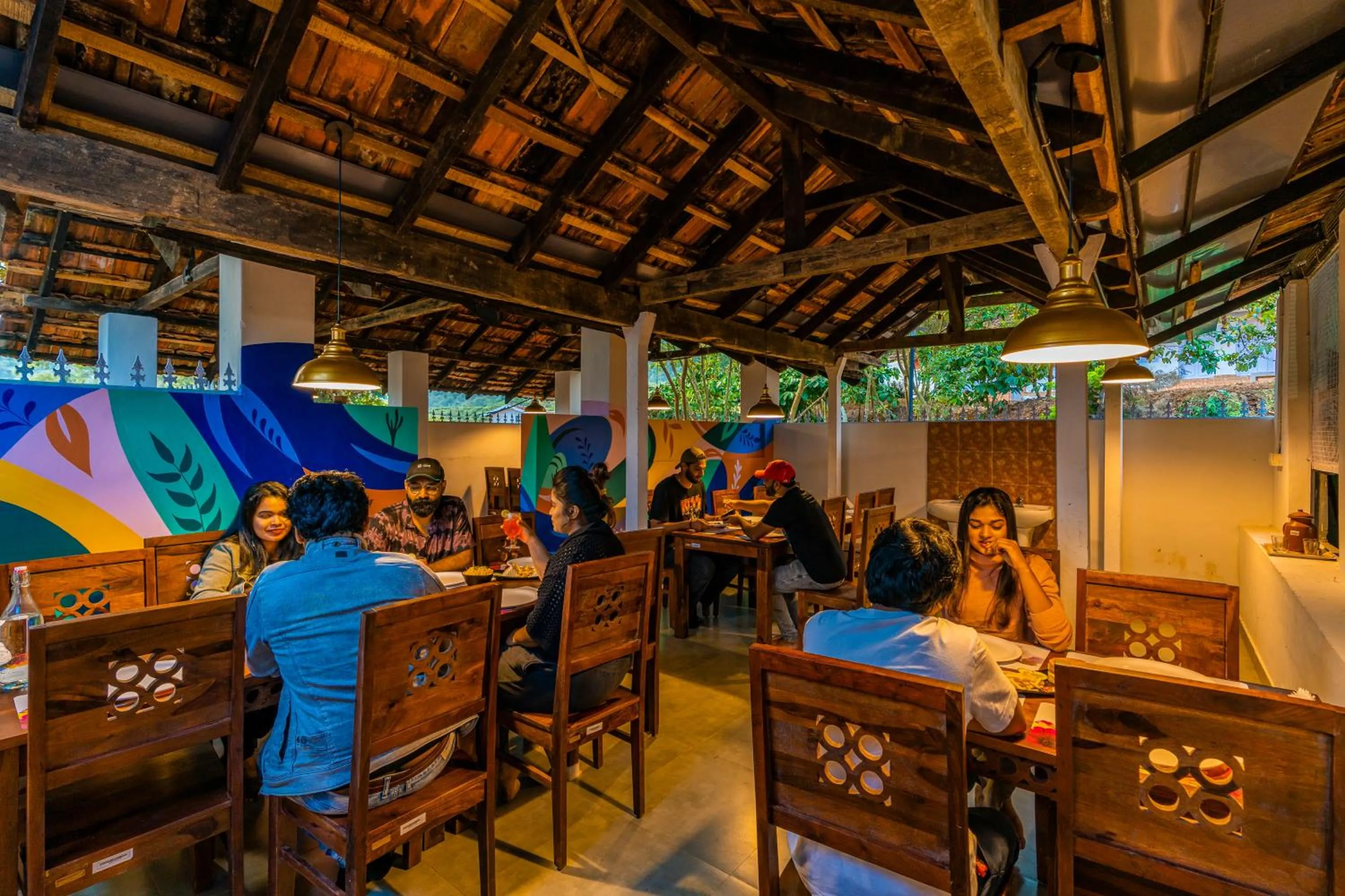 Restaurant/places to eat in Zostel Plus Wayanad