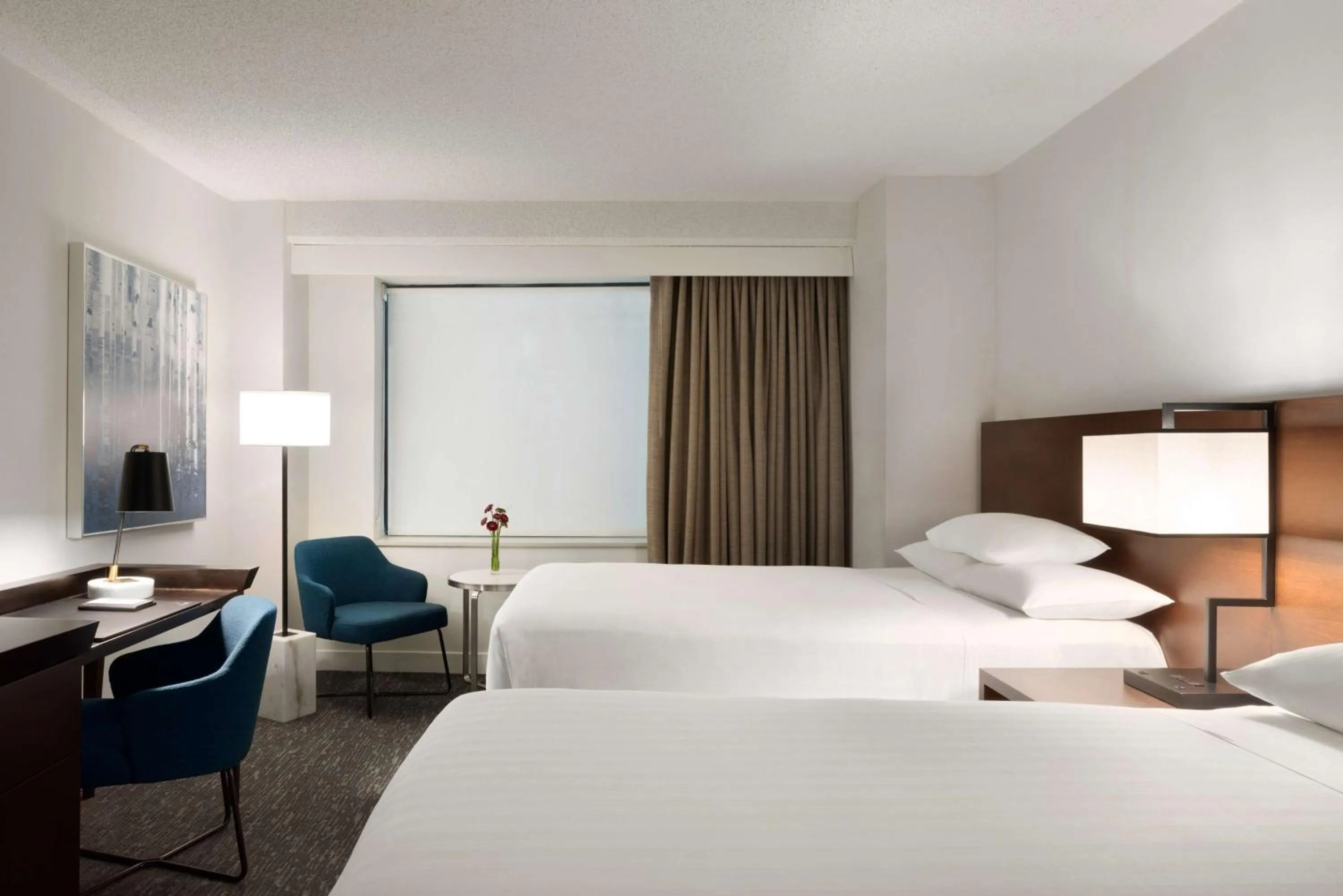 Property building, Bed in Hyatt Regency Schaumburg Chicago