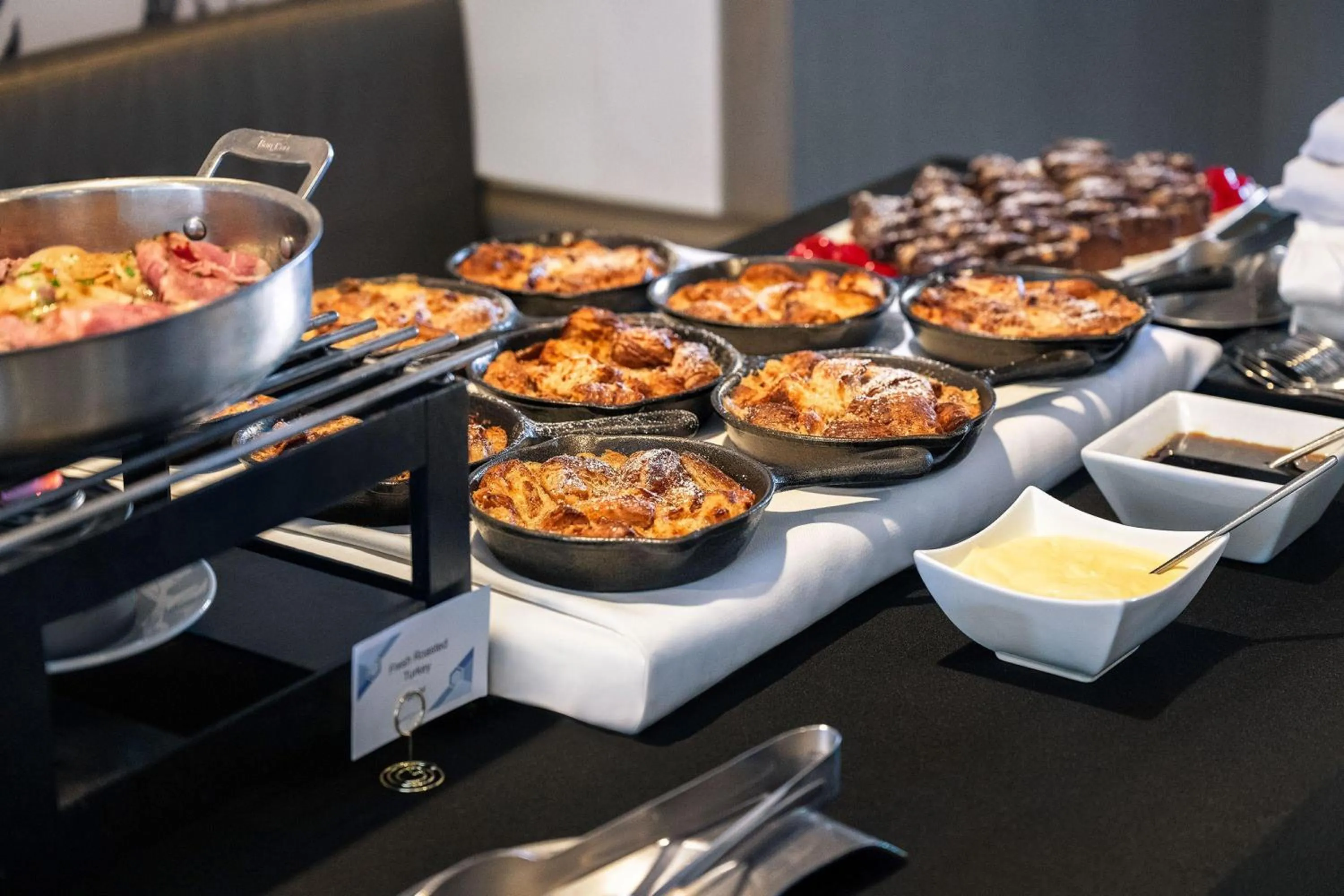 Restaurant/places to eat in Hyatt Regency Schaumburg Chicago