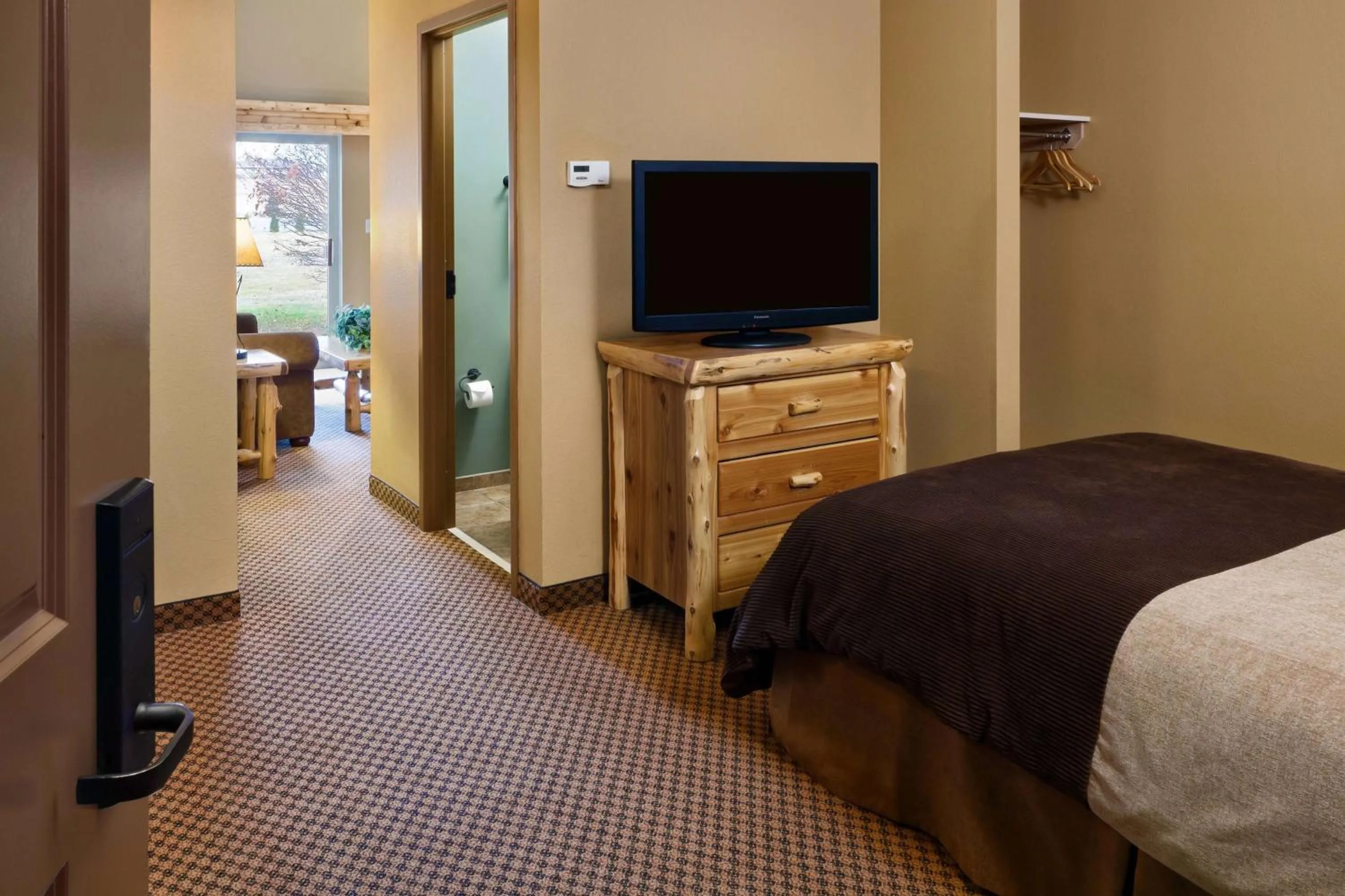 Photo of the whole room, Bed in The Lodge at Brainerd Lakes, Trademark Collection by Wyndham
