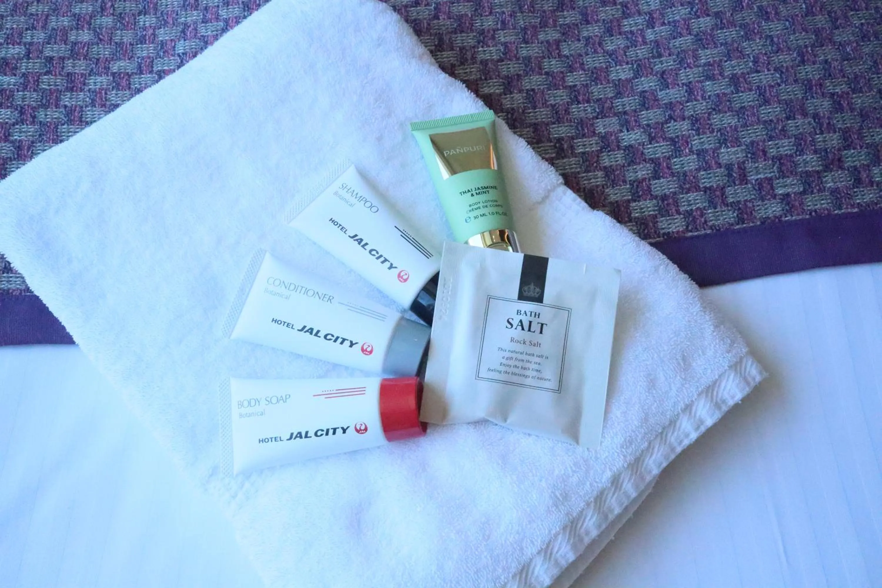 Other, Bed in Hotel JAL City Tokyo Toyosu