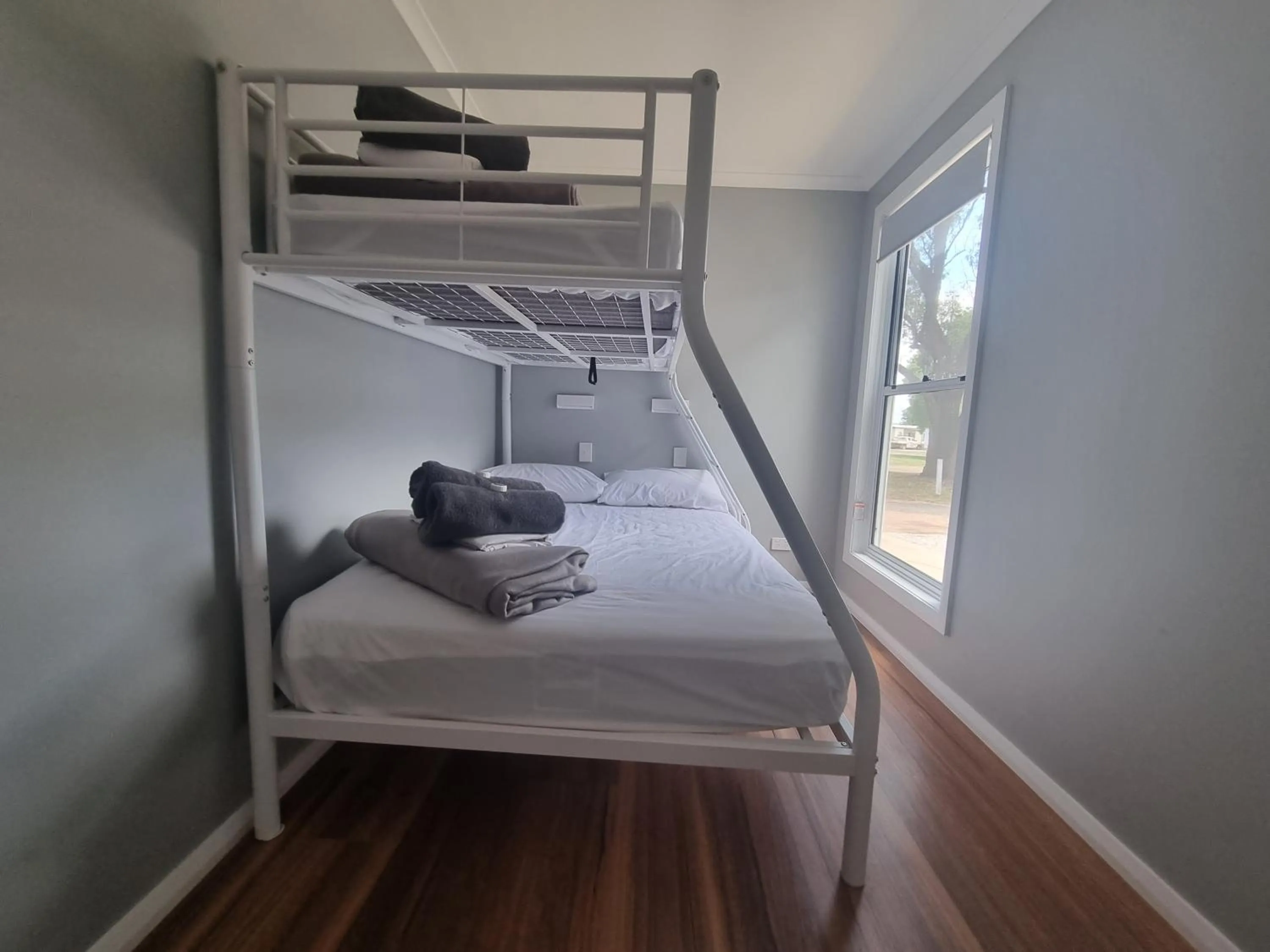 bunk bed, Bed in Gulgong Tourist Park