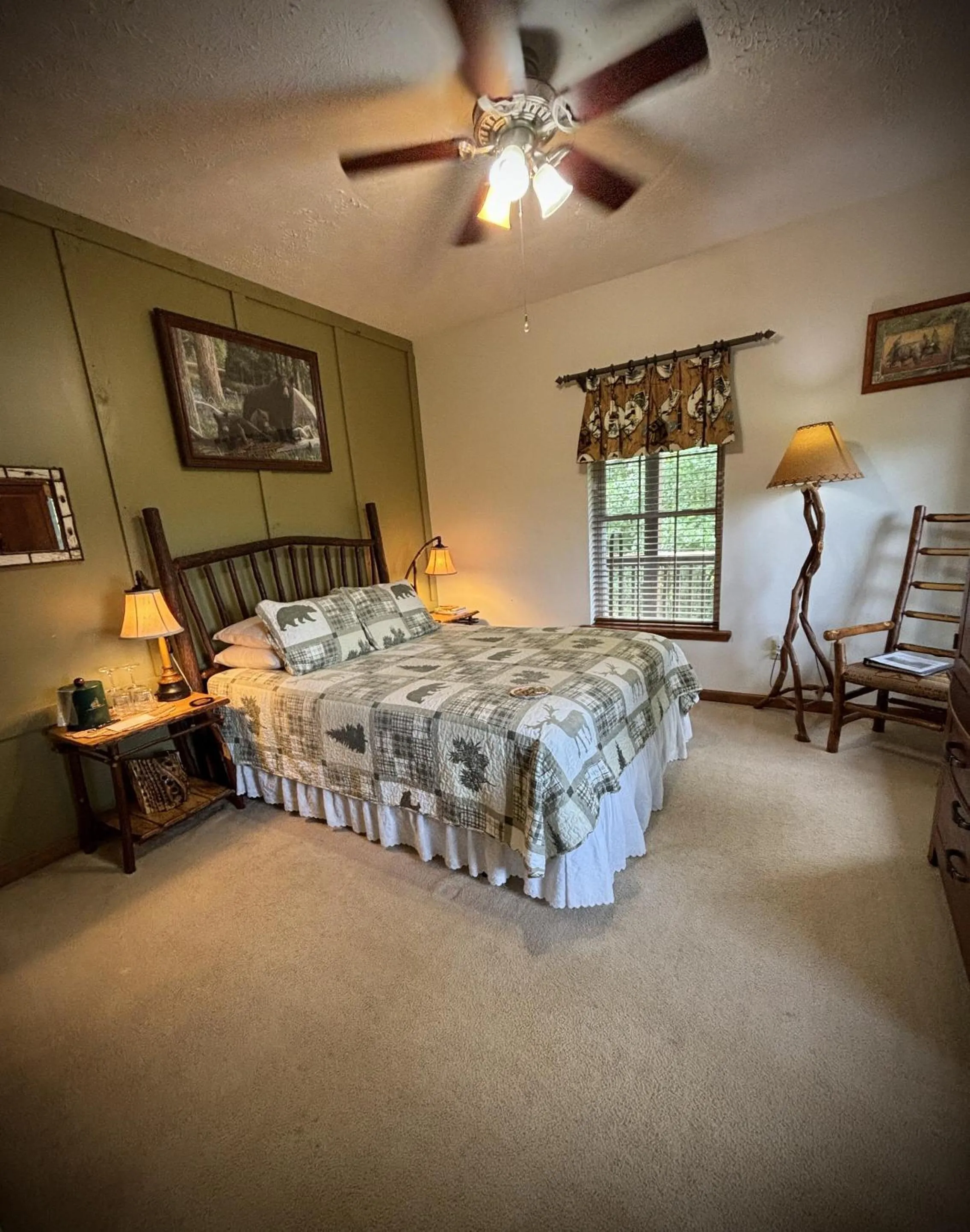 Bedroom, Bed in Long Mountain Lodge Bed & Breakfast