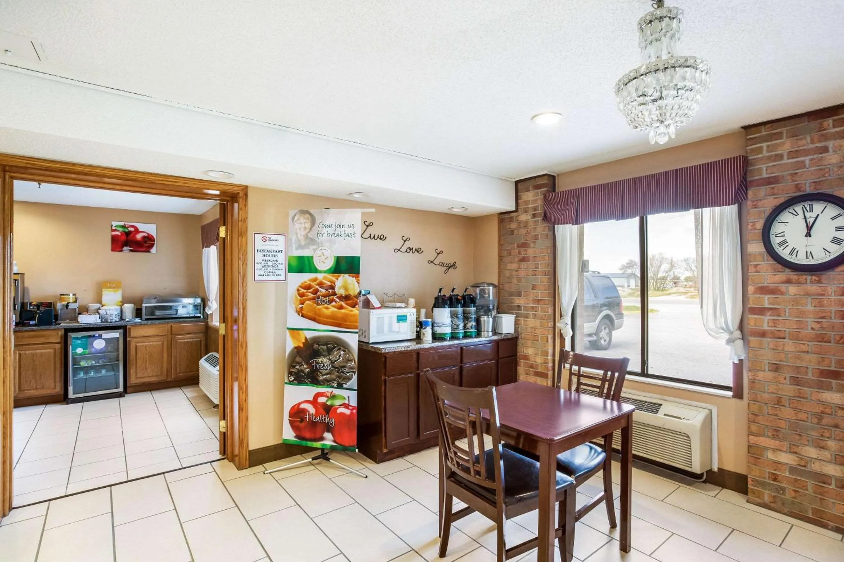 Restaurant/places to eat in Quality Inn - Storm Lake