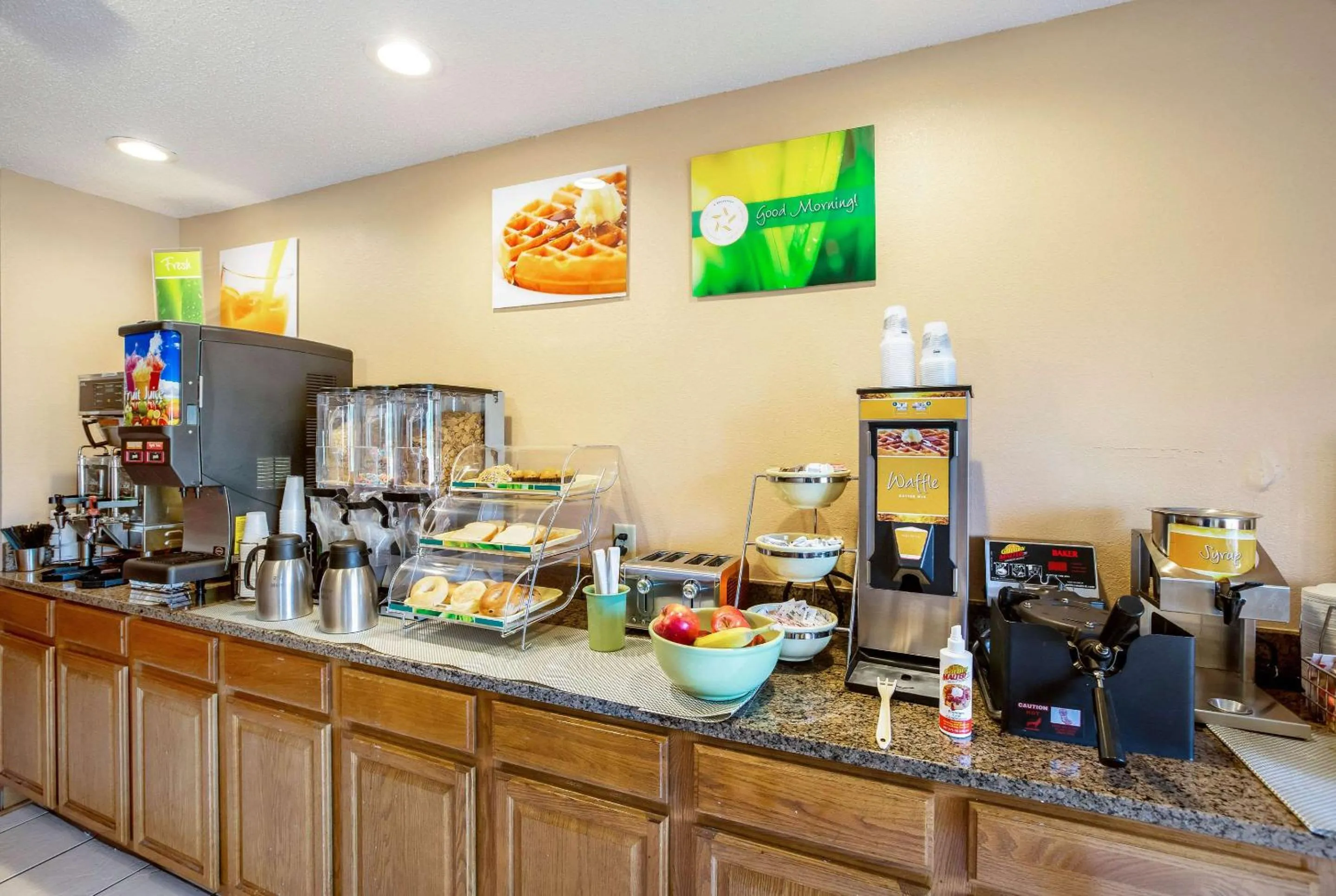 Restaurant/places to eat in Quality Inn - Storm Lake