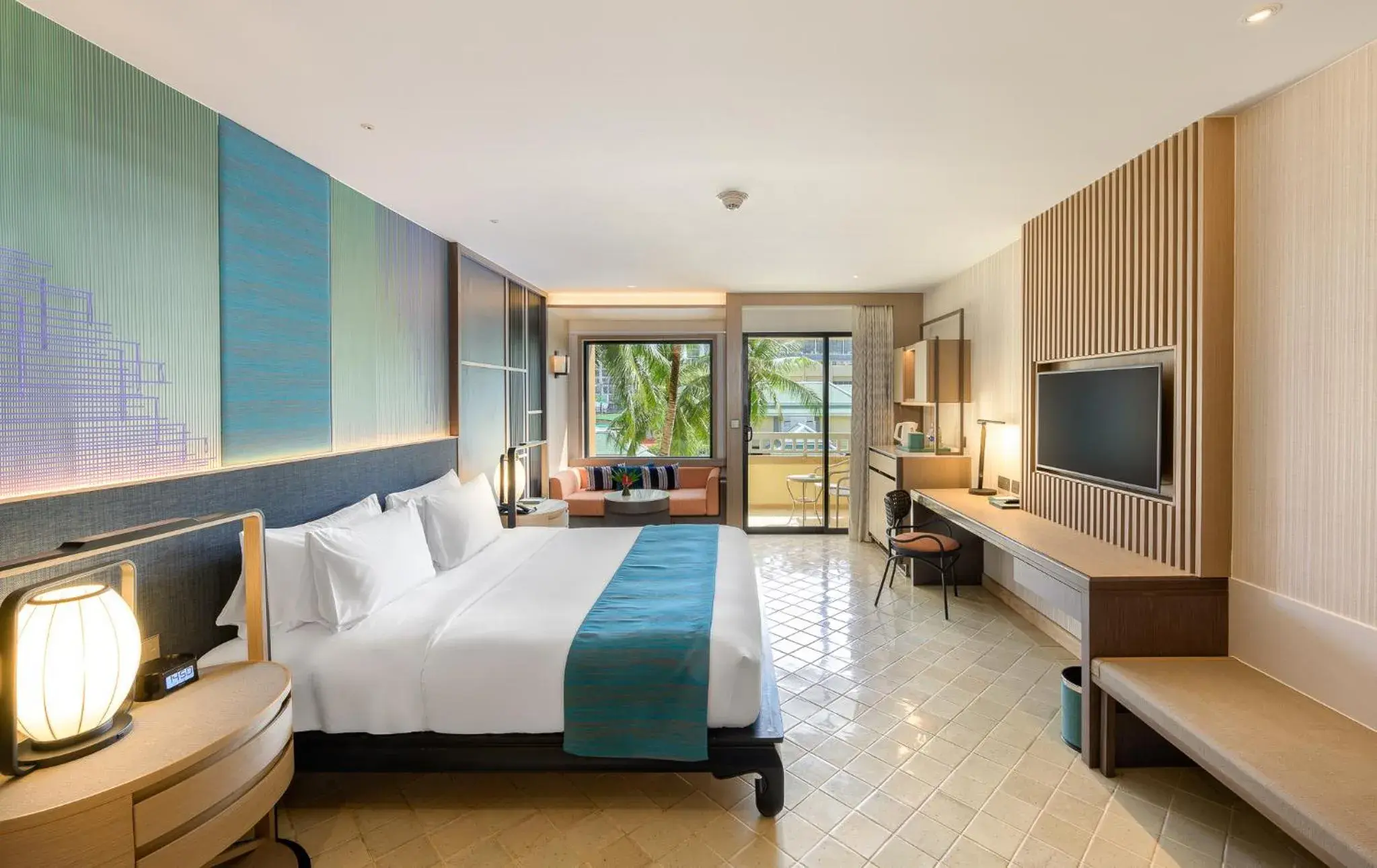 Premium King Room with Balcony and City View in Holiday Inn Resort Phuket by IHG Premium King Room with Balcony and City View in Holiday Inn Resort Phuket by IHG
