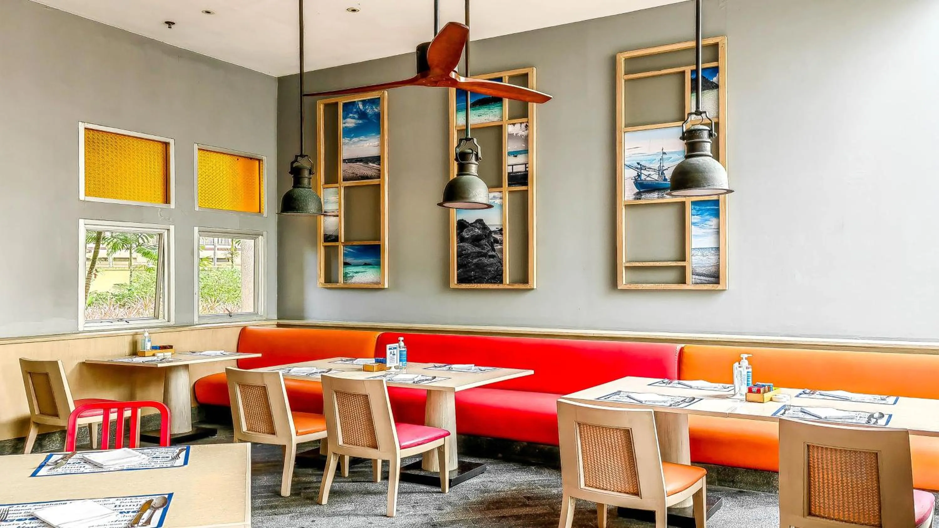 Restaurant/places to eat in Holiday Inn Resort Phuket by IHG