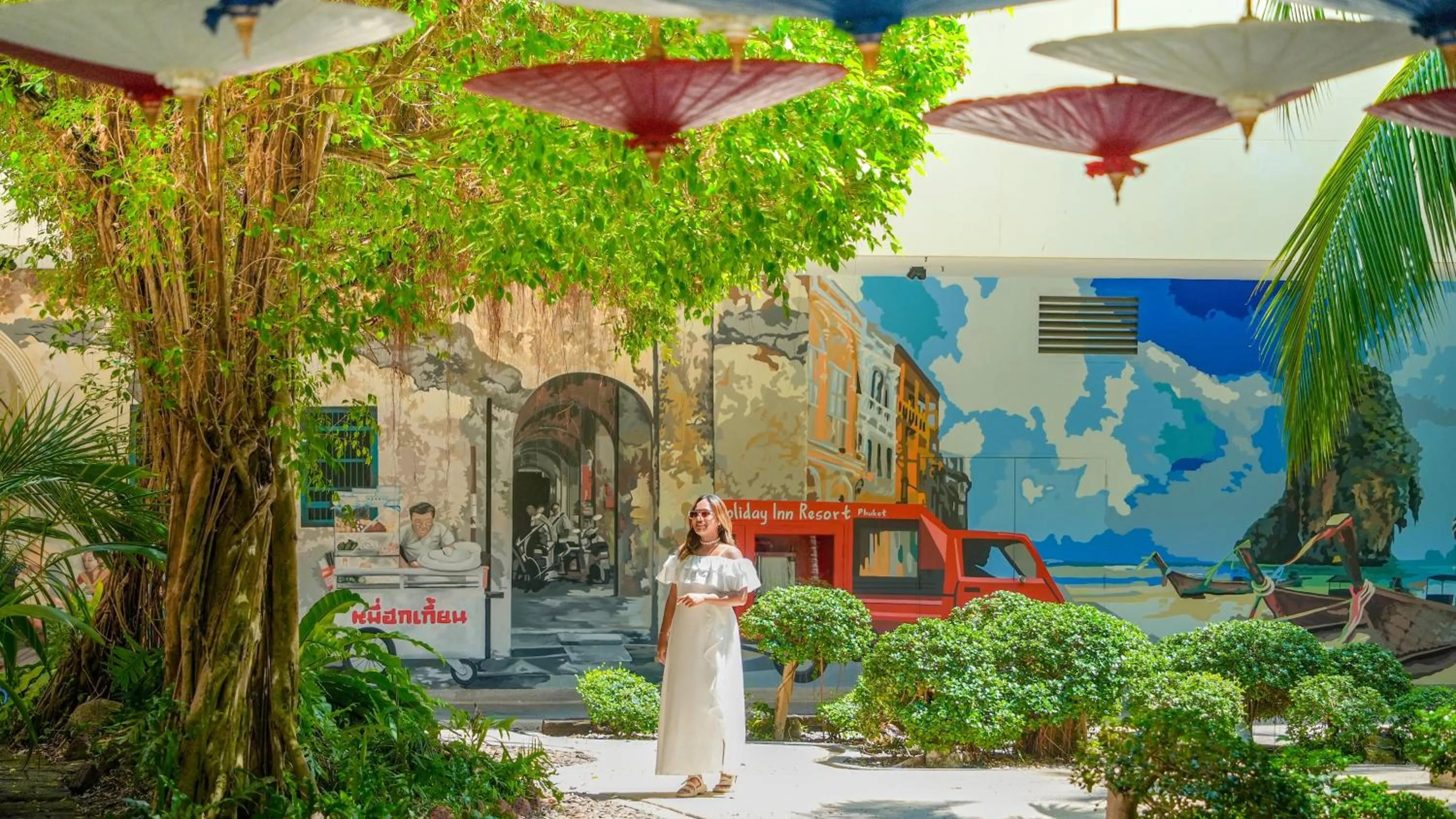 Lobby or reception in Holiday Inn Resort Phuket by IHG