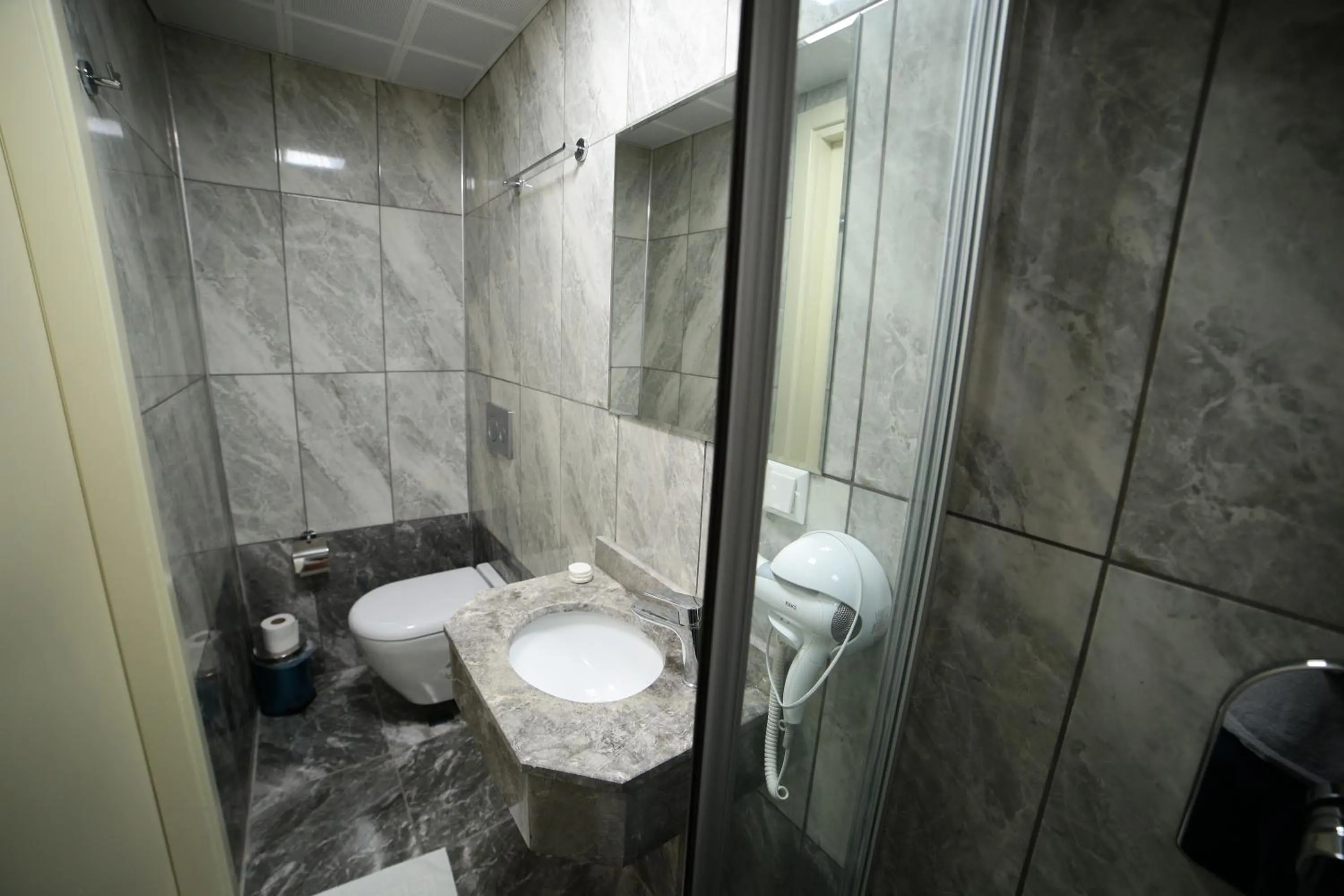 Bathroom in taksim diamond hotel