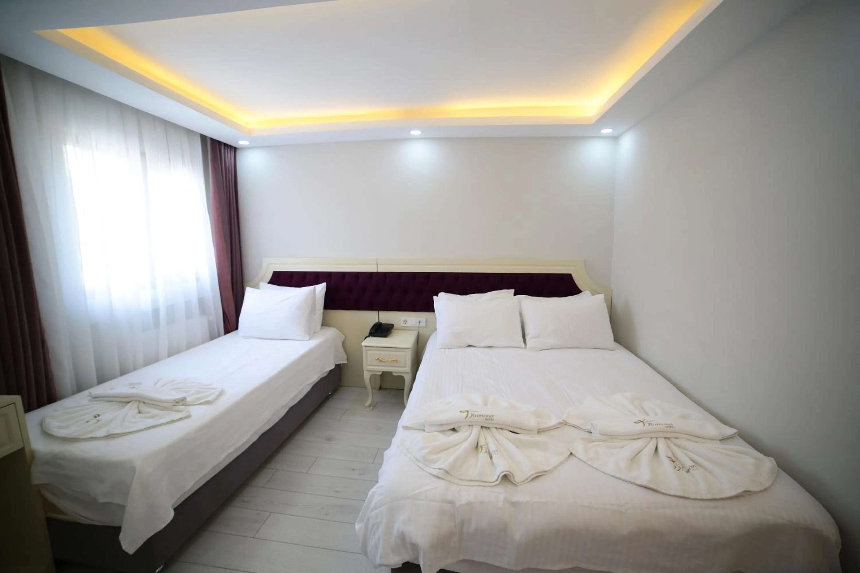 Bed in taksim diamond hotel