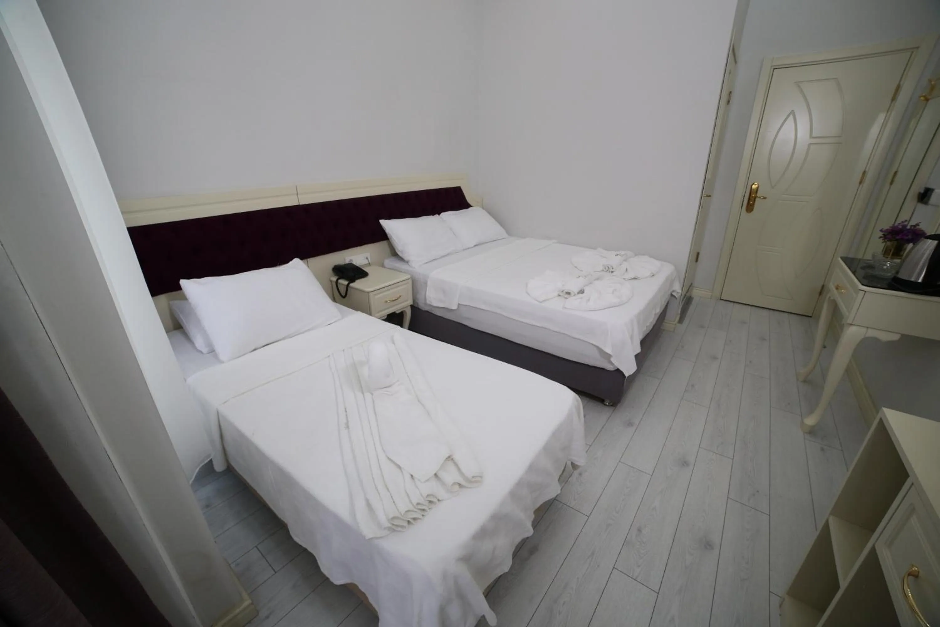 Bed in taksim diamond hotel