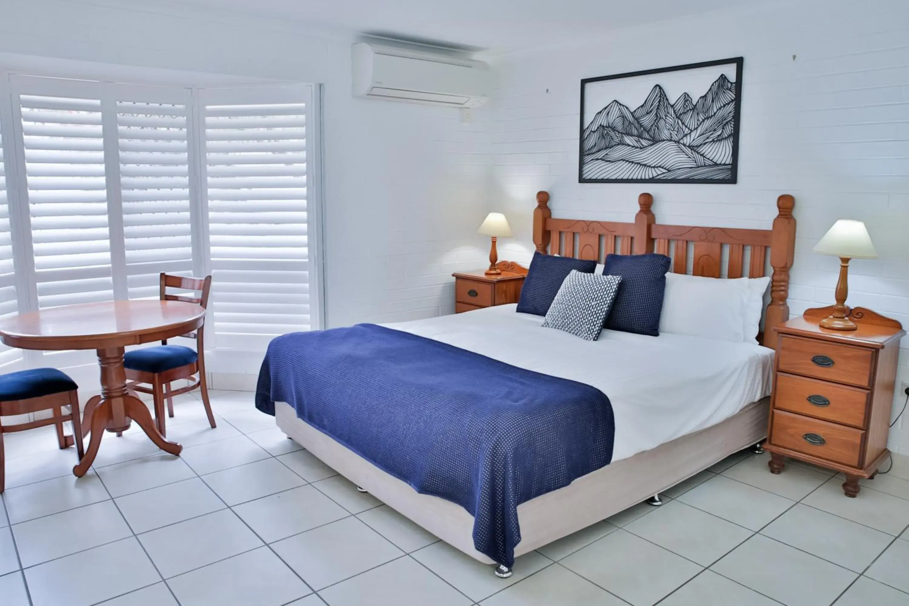 King Room - single occupancy - Disability Access in Central Park Motel King Room - single occupancy - Disability Access in Central Park Motel