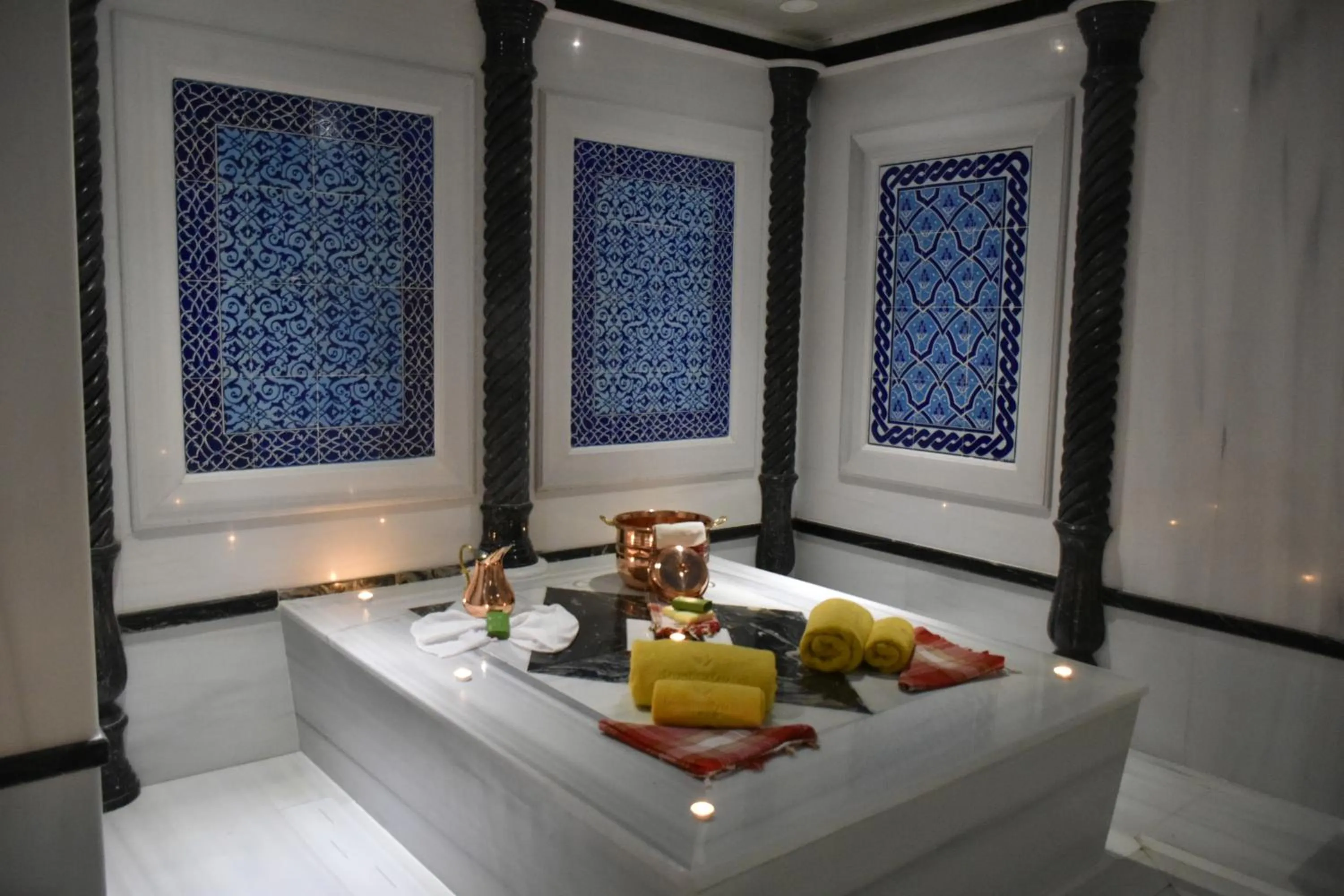 Squash in Seven Hills Palace & Spa