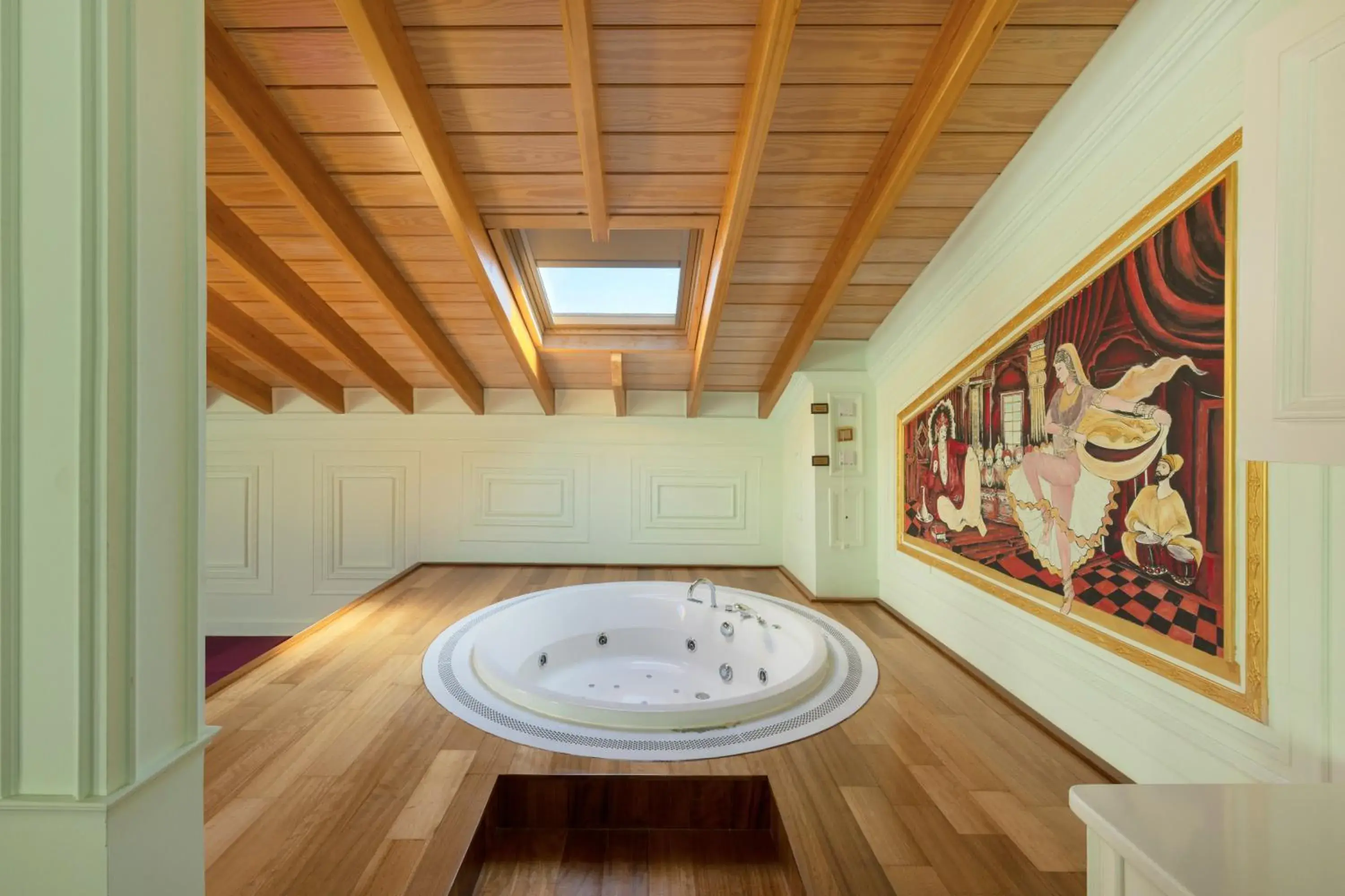 Mansion Loft Suite ( Only Sky View ) - Free Shared Spa Access (Self use) in Seven Hills Palace & Spa Mansion Loft Suite ( Only Sky View ) - Free Shared Spa Access (Self use) in Seven Hills Palace & Spa