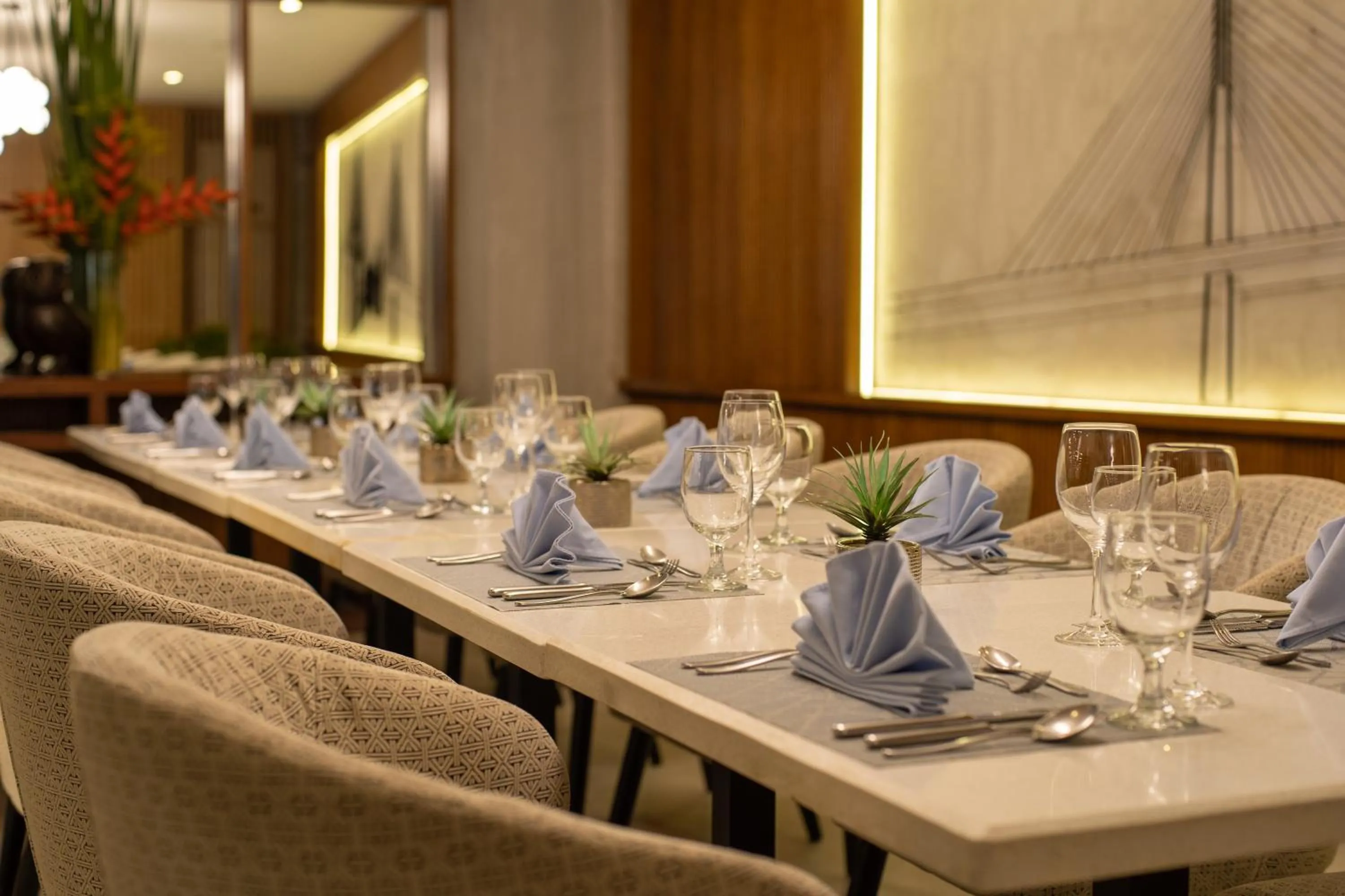 Restaurant/places to eat in Lex Hotel Cebu