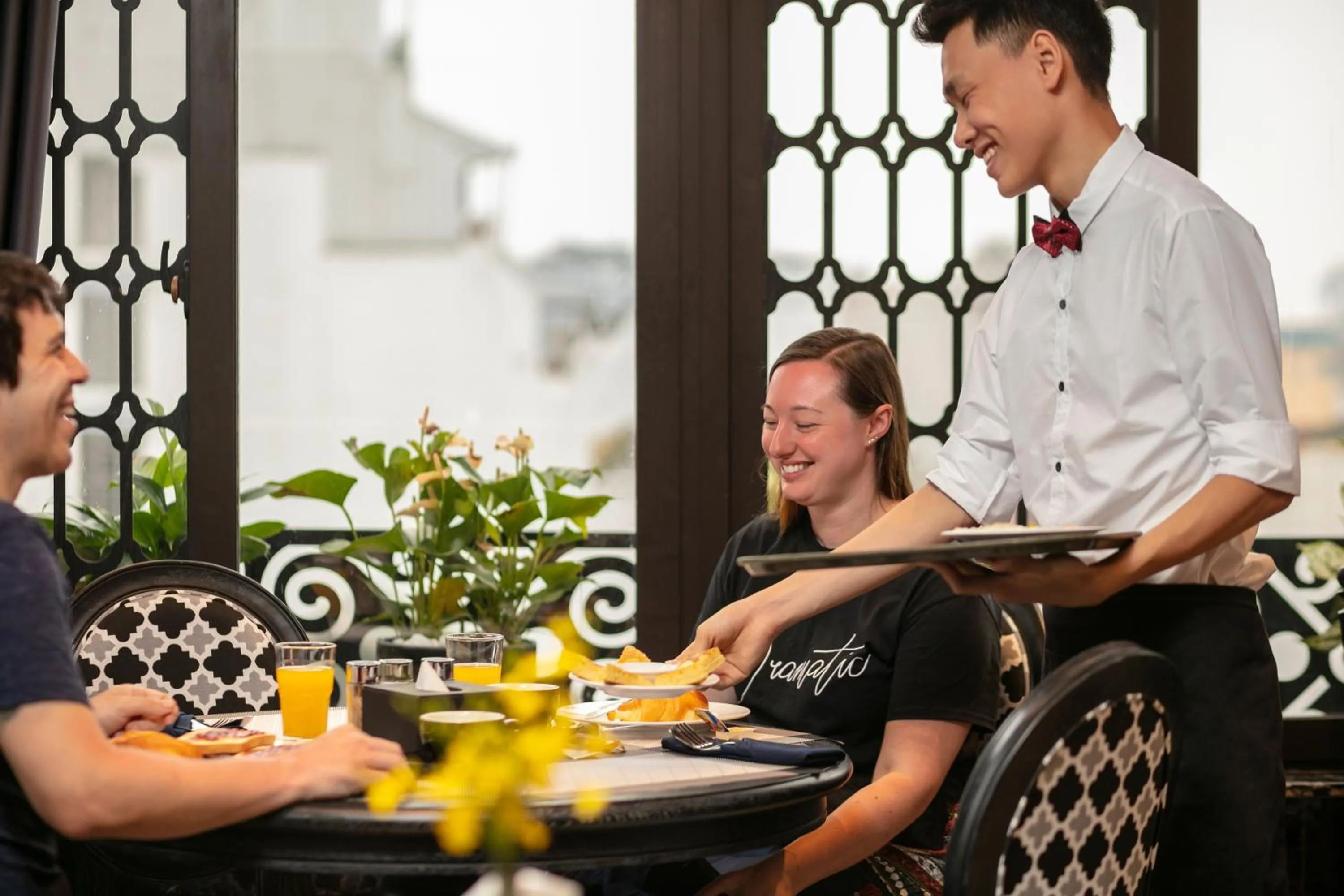 Guests in Hanoi Esplendor Hotel and Spa