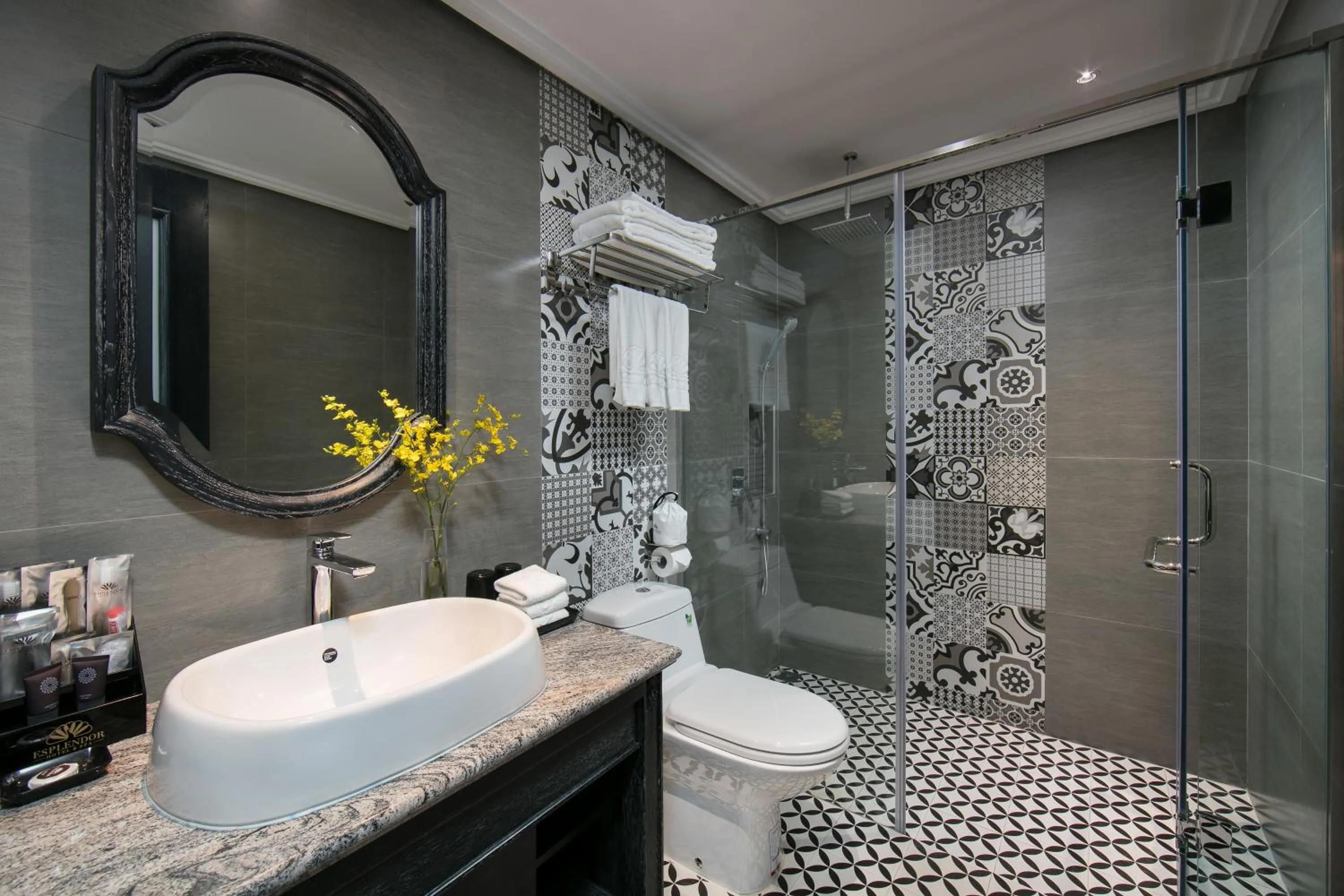 Bathroom in Hanoi Esplendor Hotel and Spa