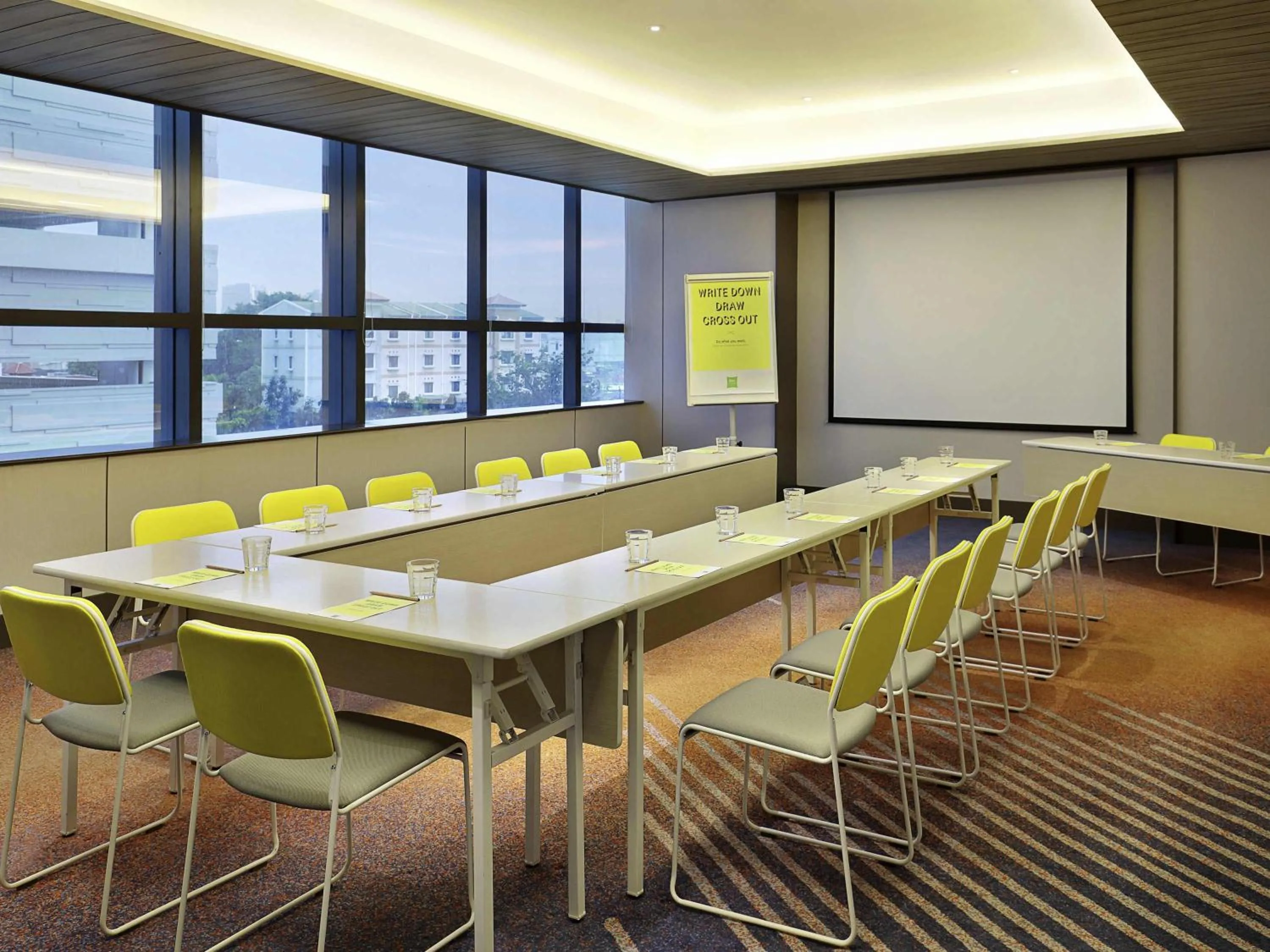 Meeting/conference room in ibis Styles Jakarta Tanah Abang