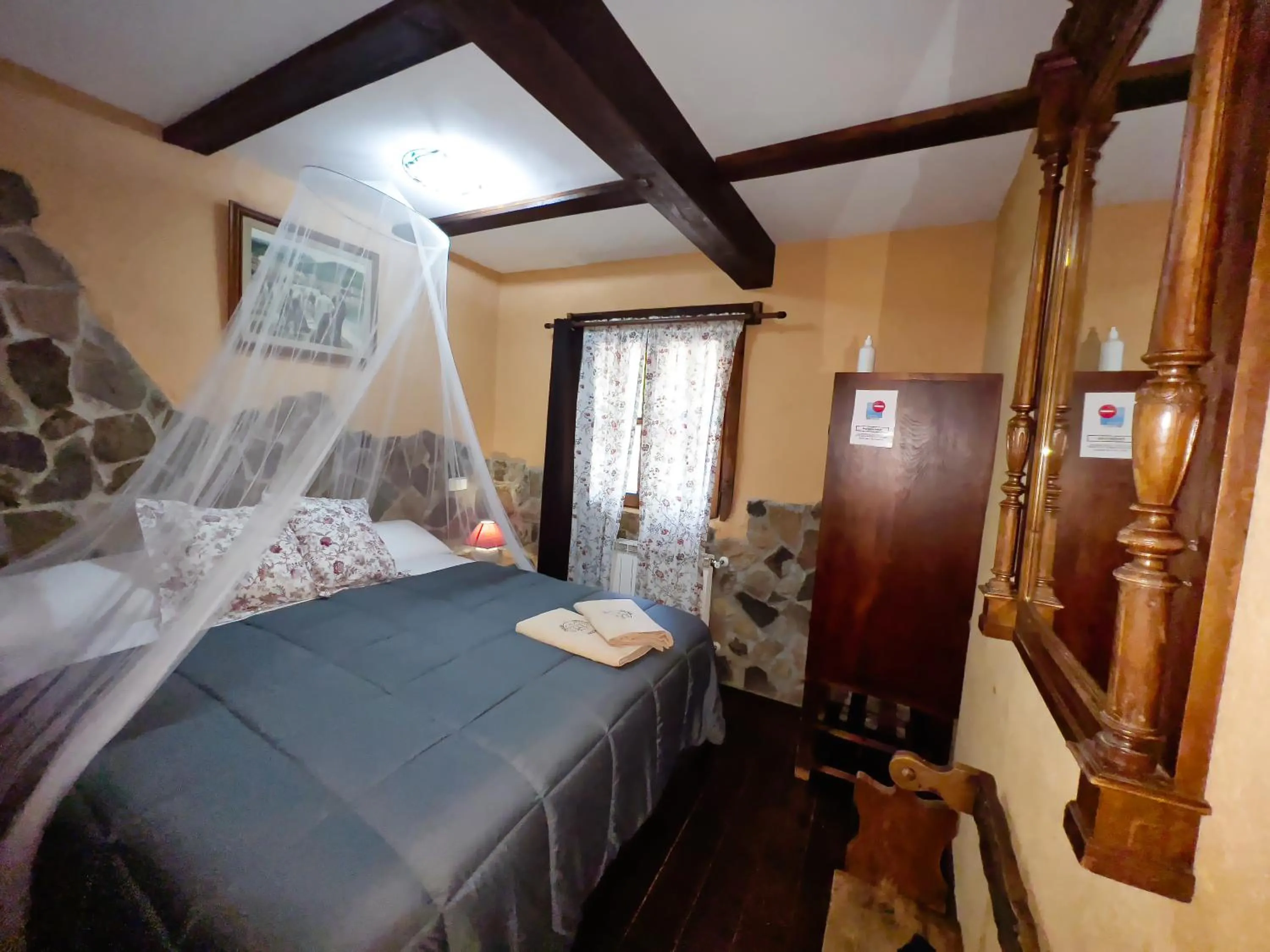 Posada Rural SPA Granja LA TEJERA de Lozoya