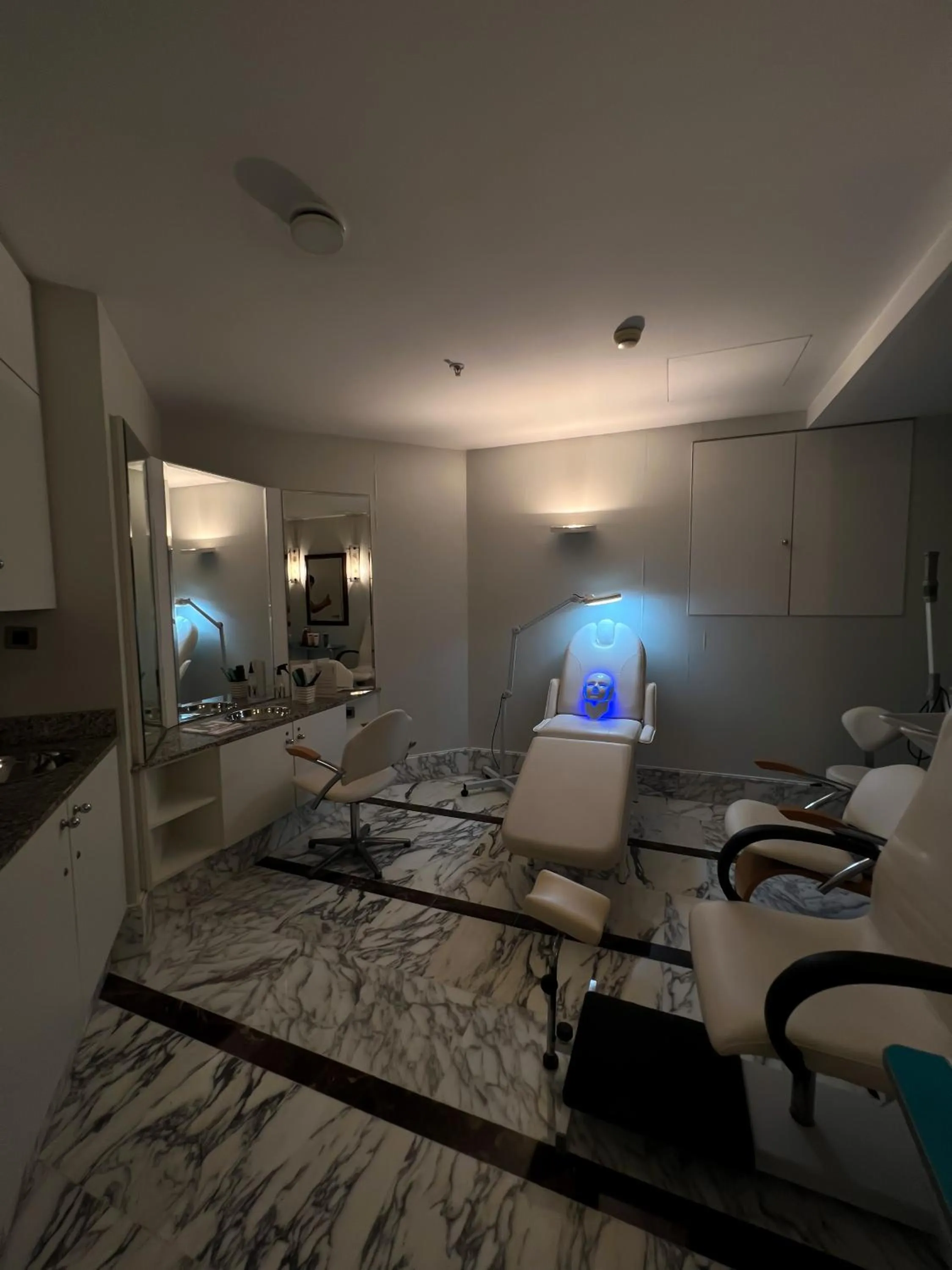 Massage in Royal Hotel Oran - MGallery Collection