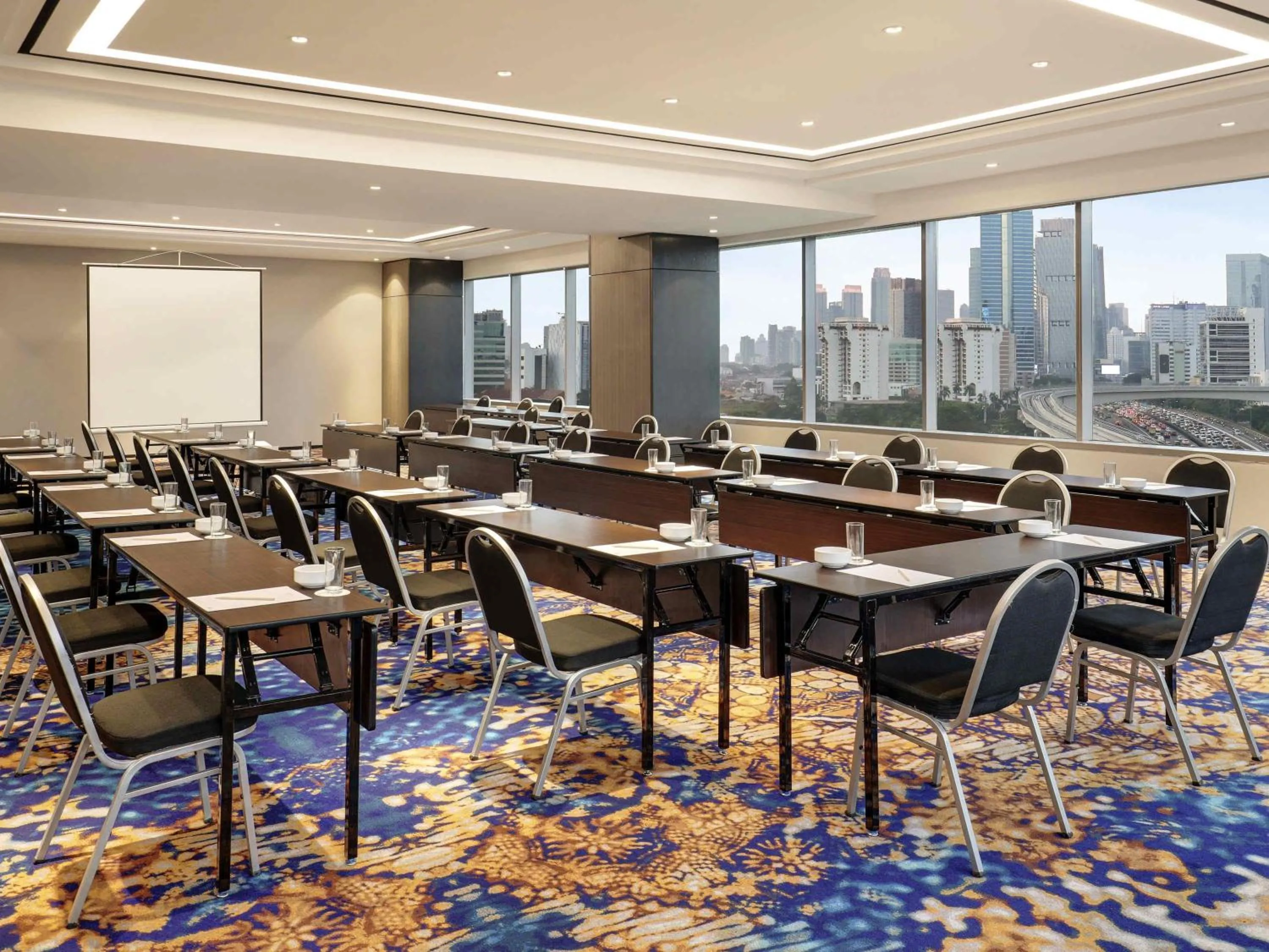 Meeting/conference room in Mercure Jakarta Gatot Subroto