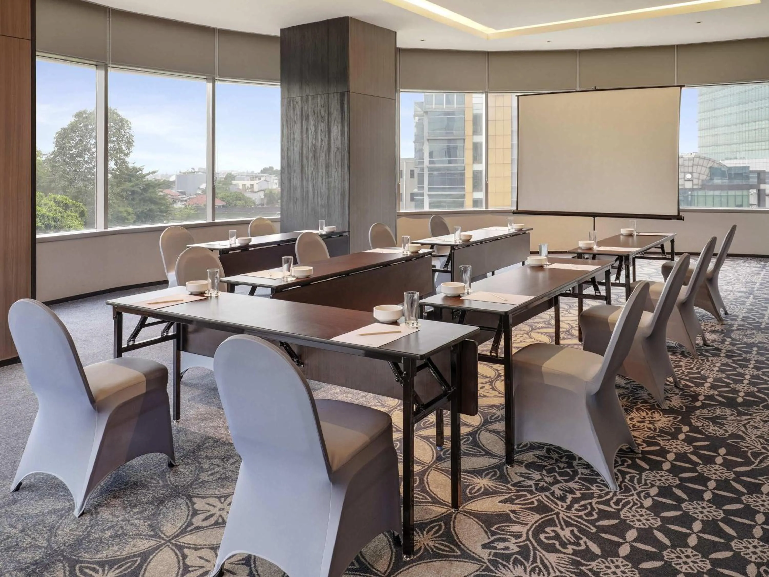 Meeting/conference room in Mercure Jakarta Gatot Subroto