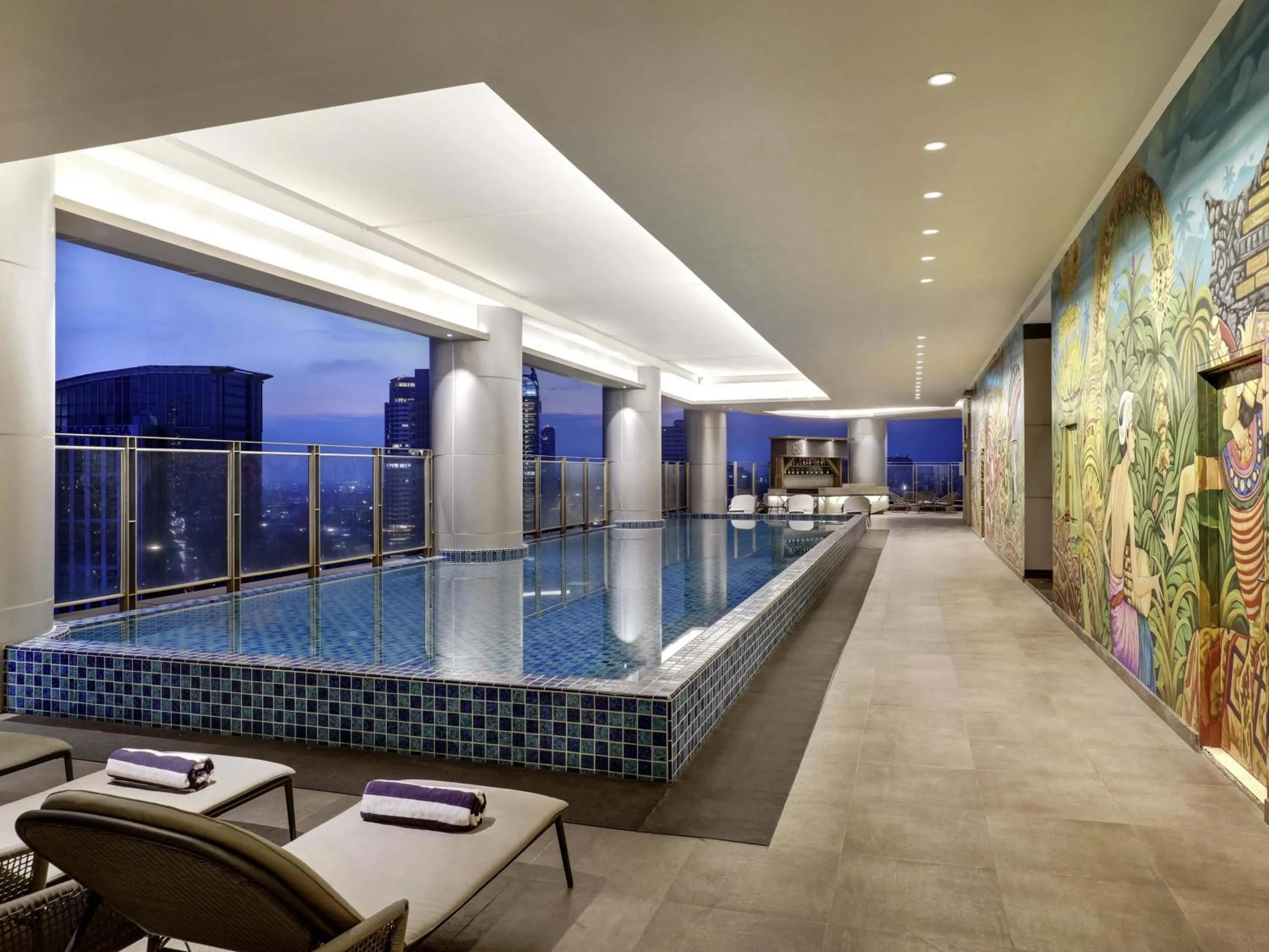 Pool view in Mercure Jakarta Gatot Subroto