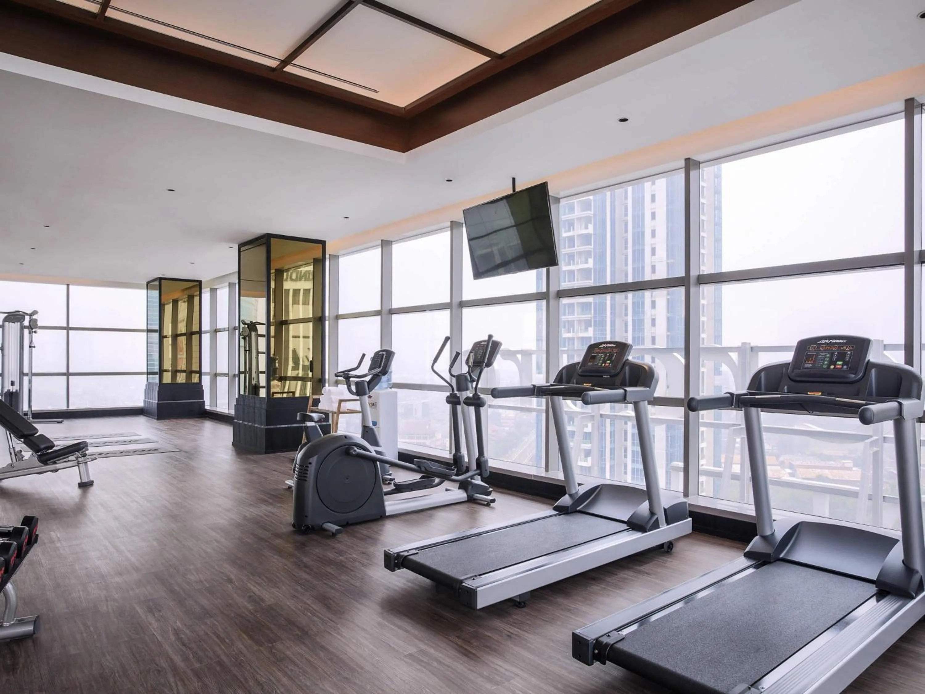 Fitness centre/facilities in Mercure Jakarta Gatot Subroto