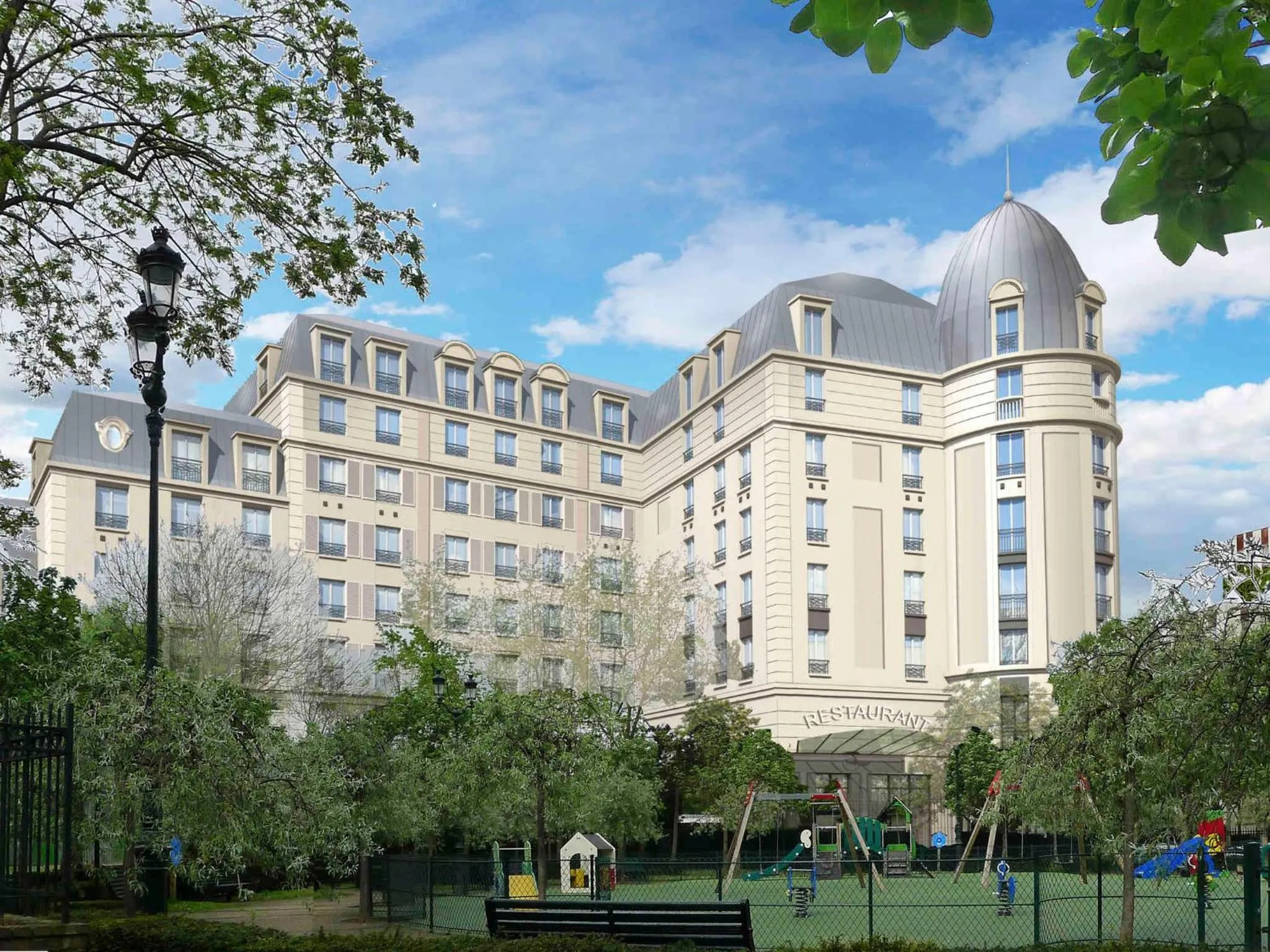 Property building in ibis Styles Puteaux Paris La Defense