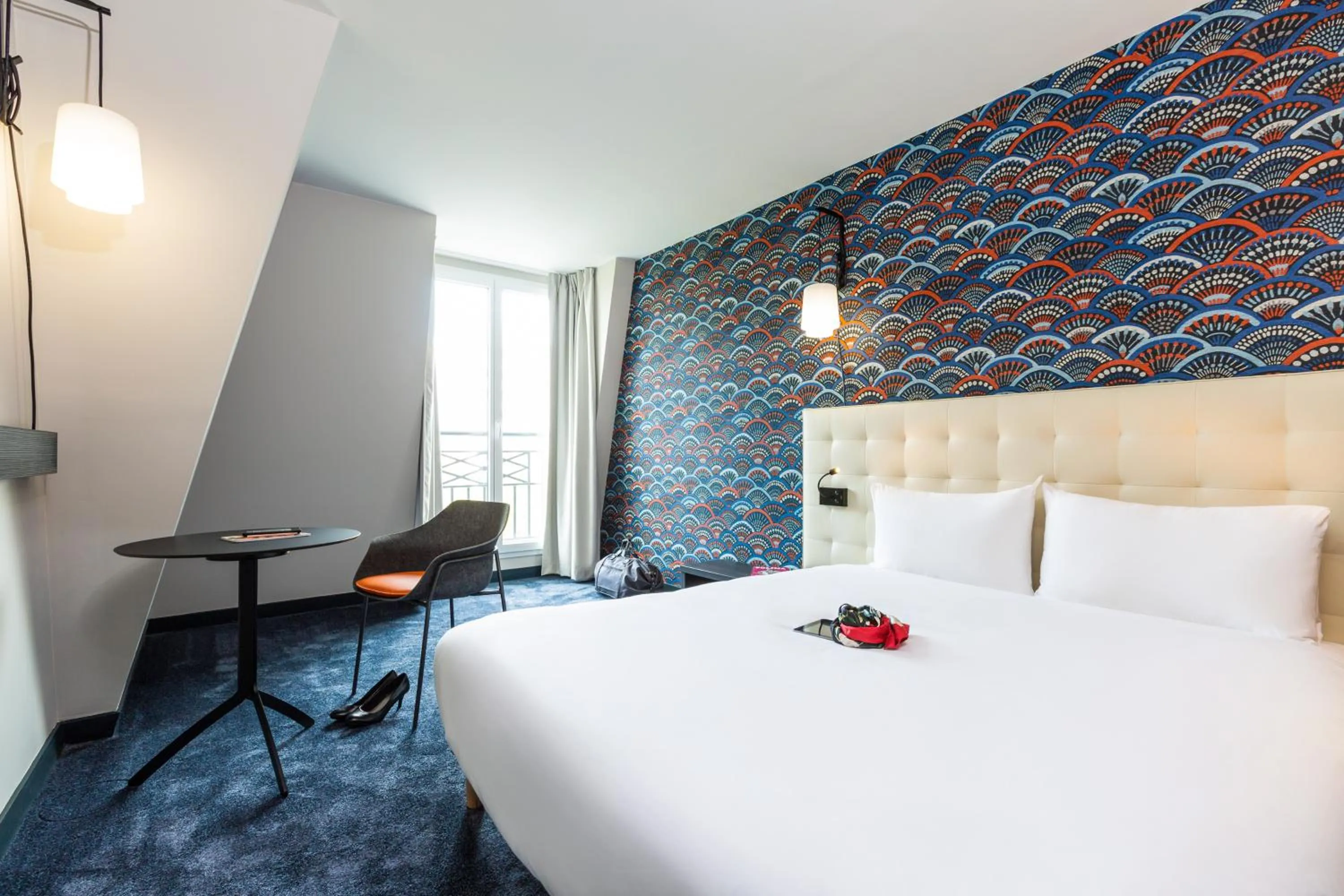 Photo of the whole room, Bed in ibis Styles Puteaux Paris La Defense