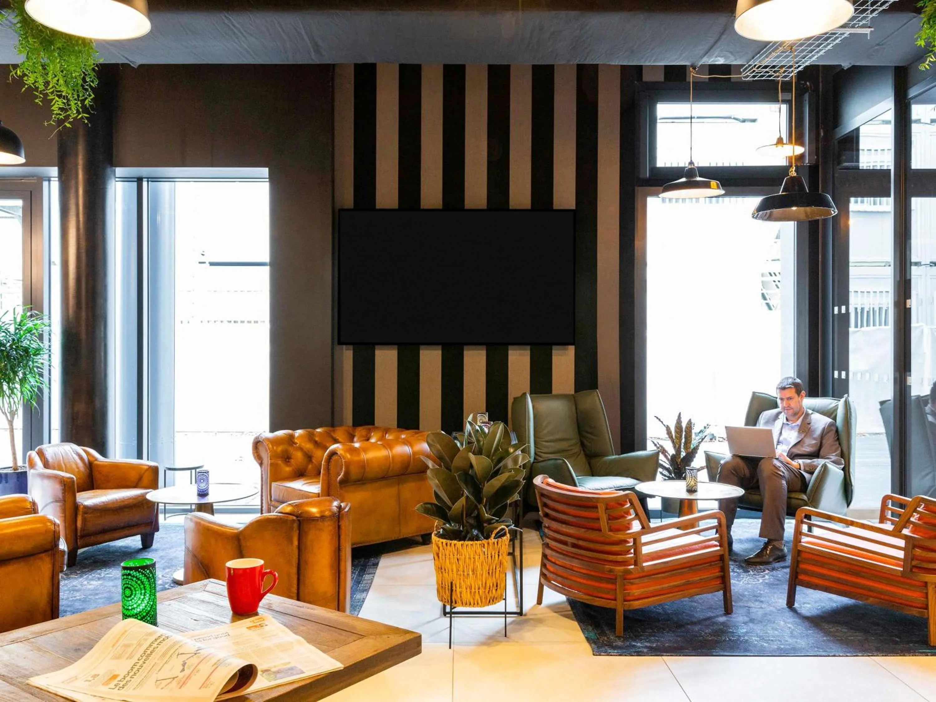 Property building in ibis Styles Puteaux Paris La Defense