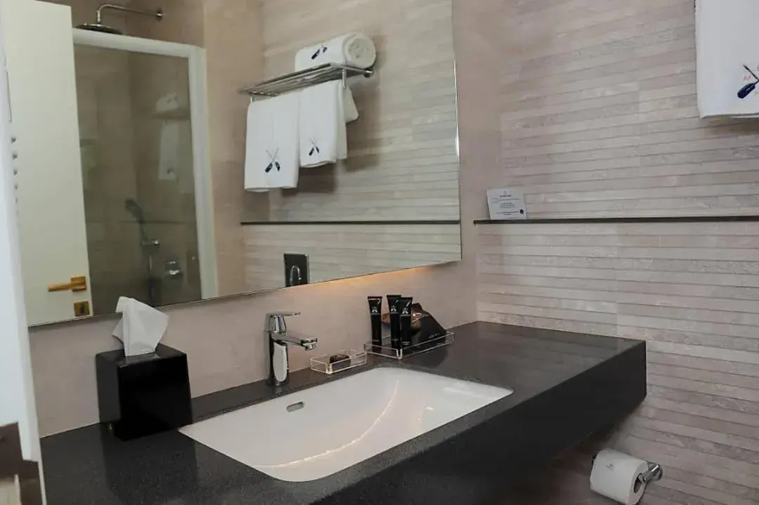 Deluxe Double Room with Sea View in Mamba Point Hotel Deluxe Double Room with Sea View in Mamba Point Hotel