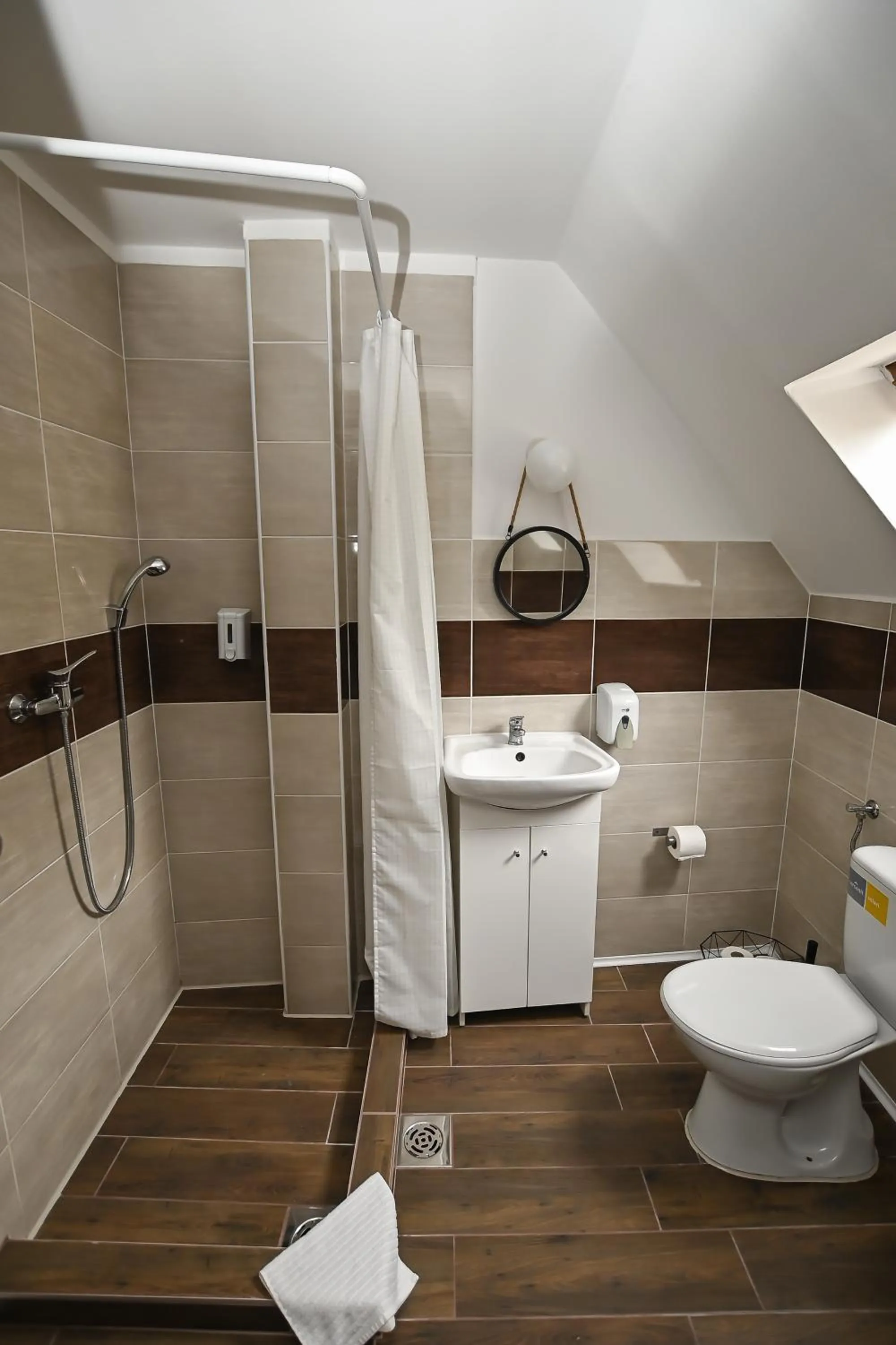 Bathroom in Vaskó Panzió Borpince