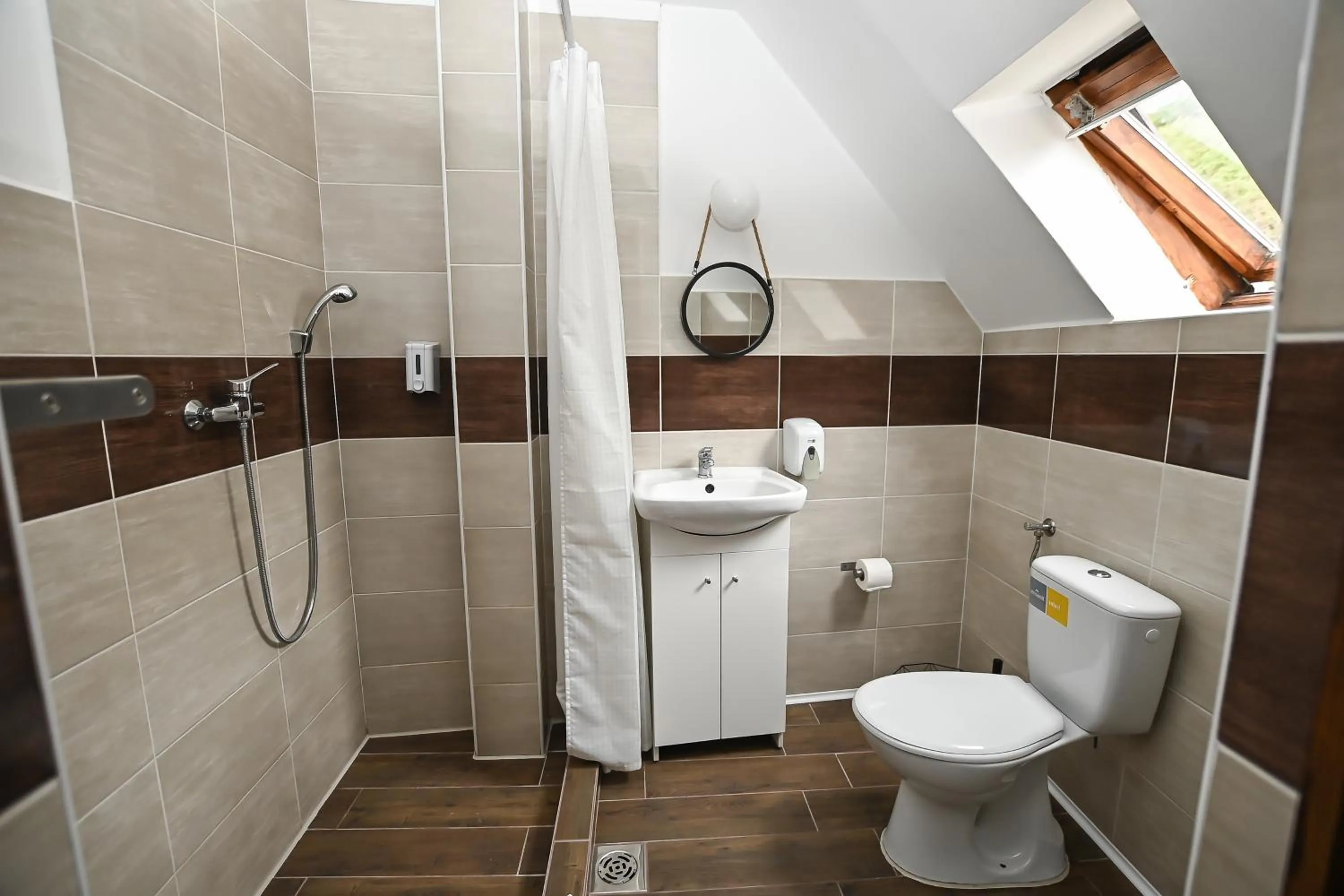 Bathroom in Vaskó Panzió Borpince