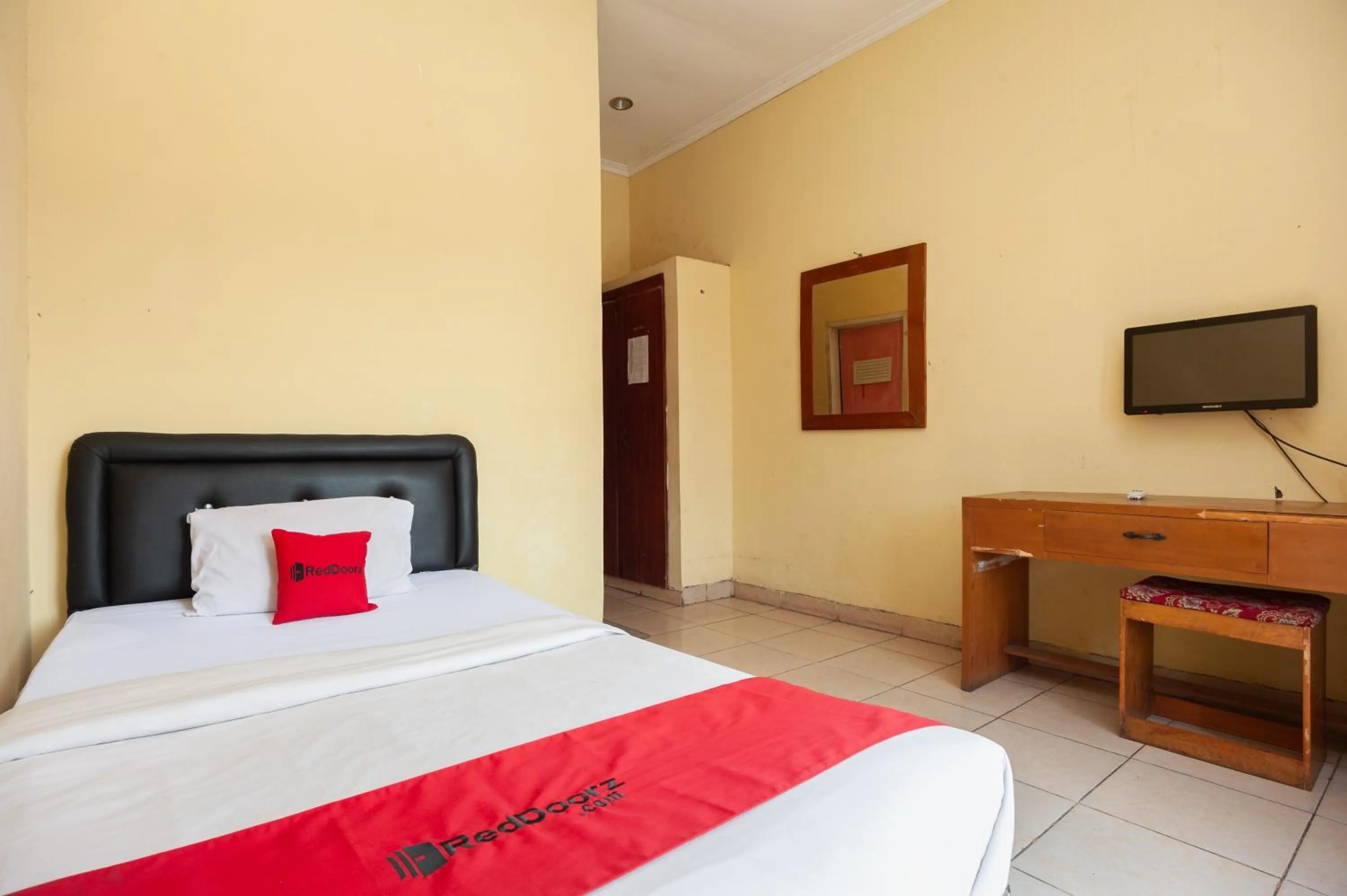 Standard Single Room in Hotel O Bandar Lampung Near Teropong Kota Bukit Cindy Formerly Divka Residence