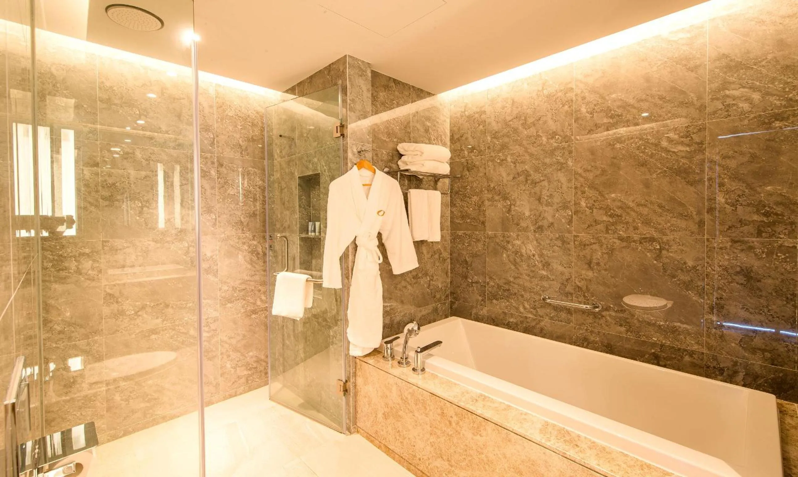 Bathroom in Oakwood Apartments Sanya