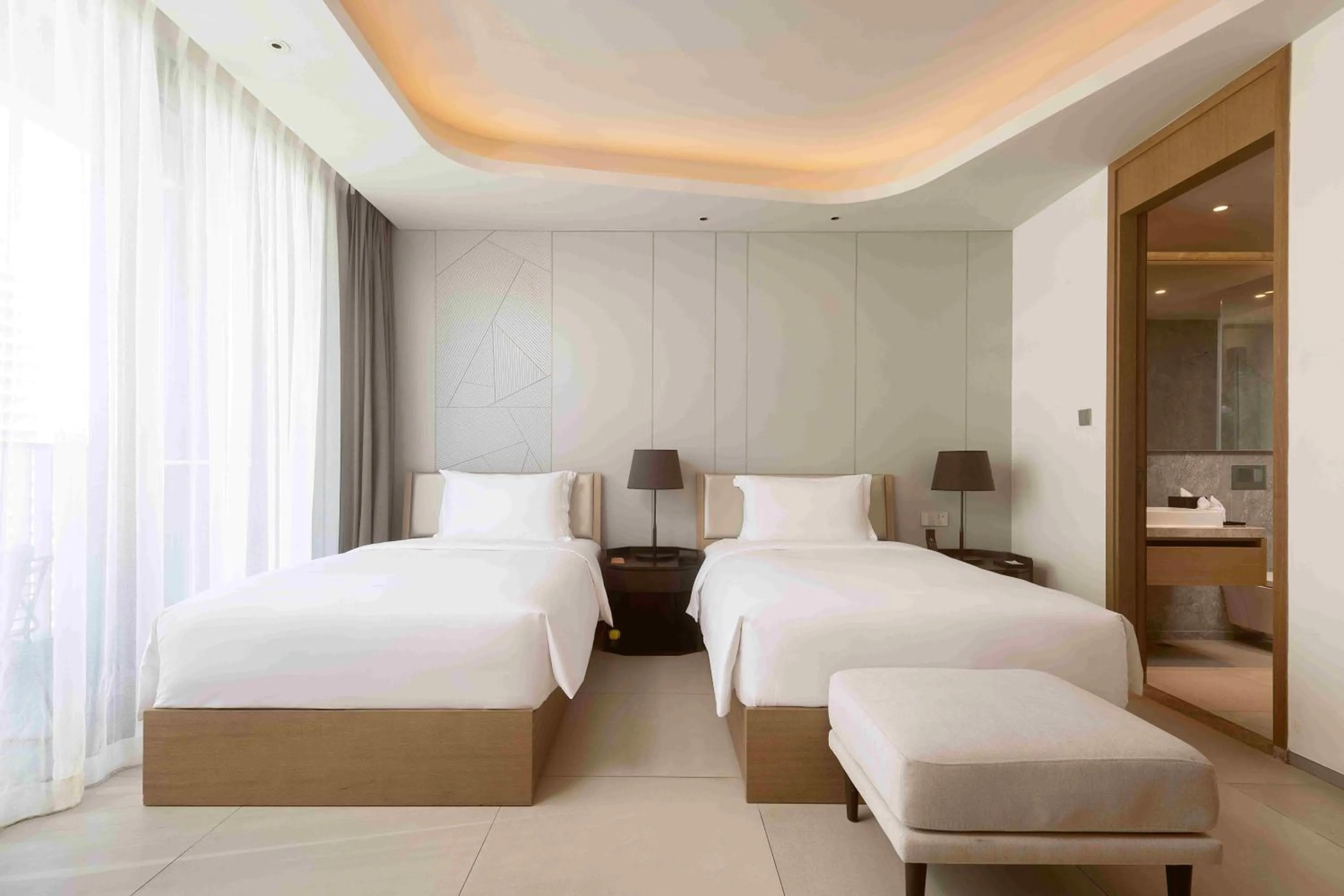 Property building, Bed in Oakwood Apartments Sanya