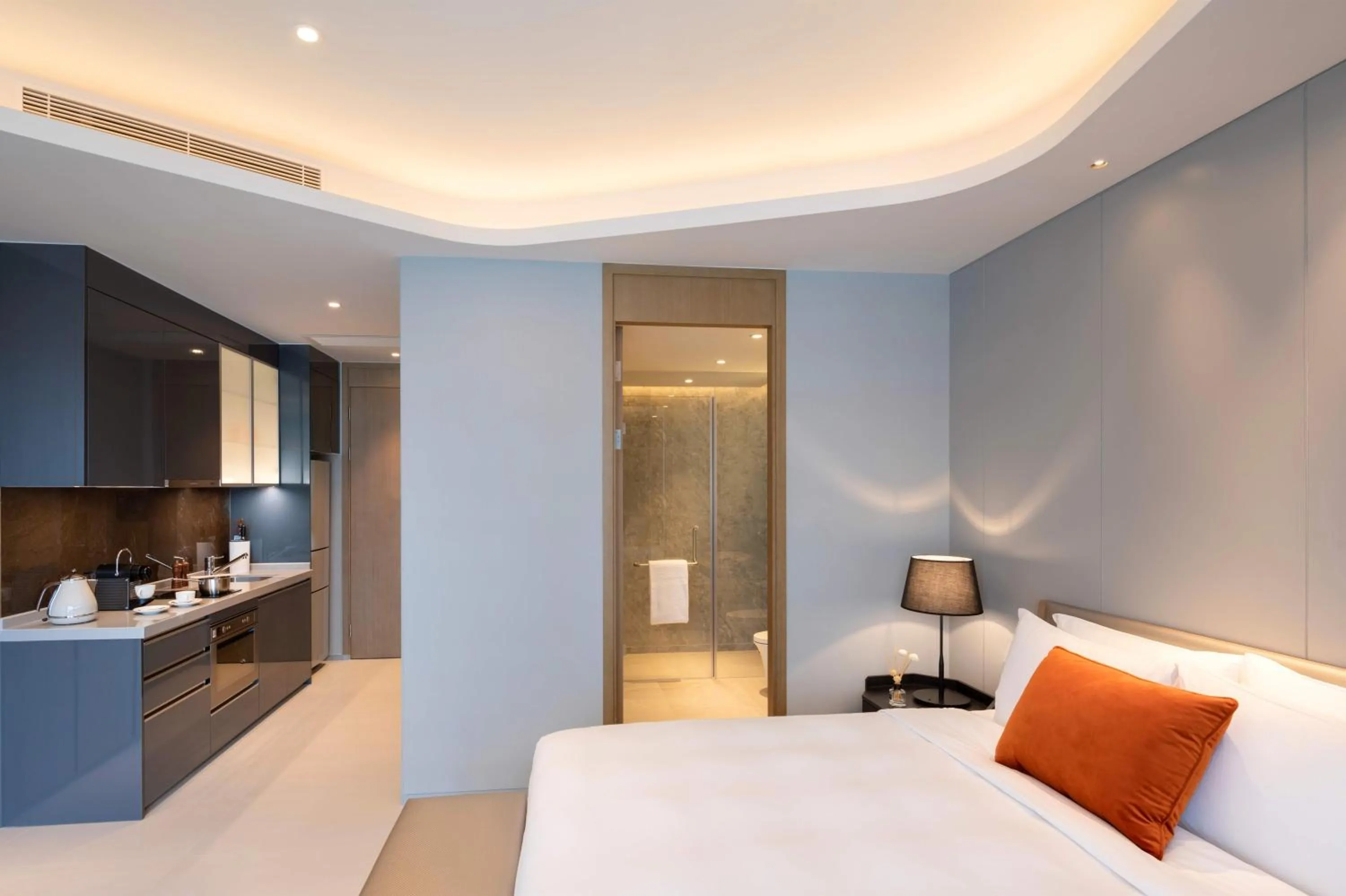 Photo of the whole room, Bed in Oakwood Apartments Sanya