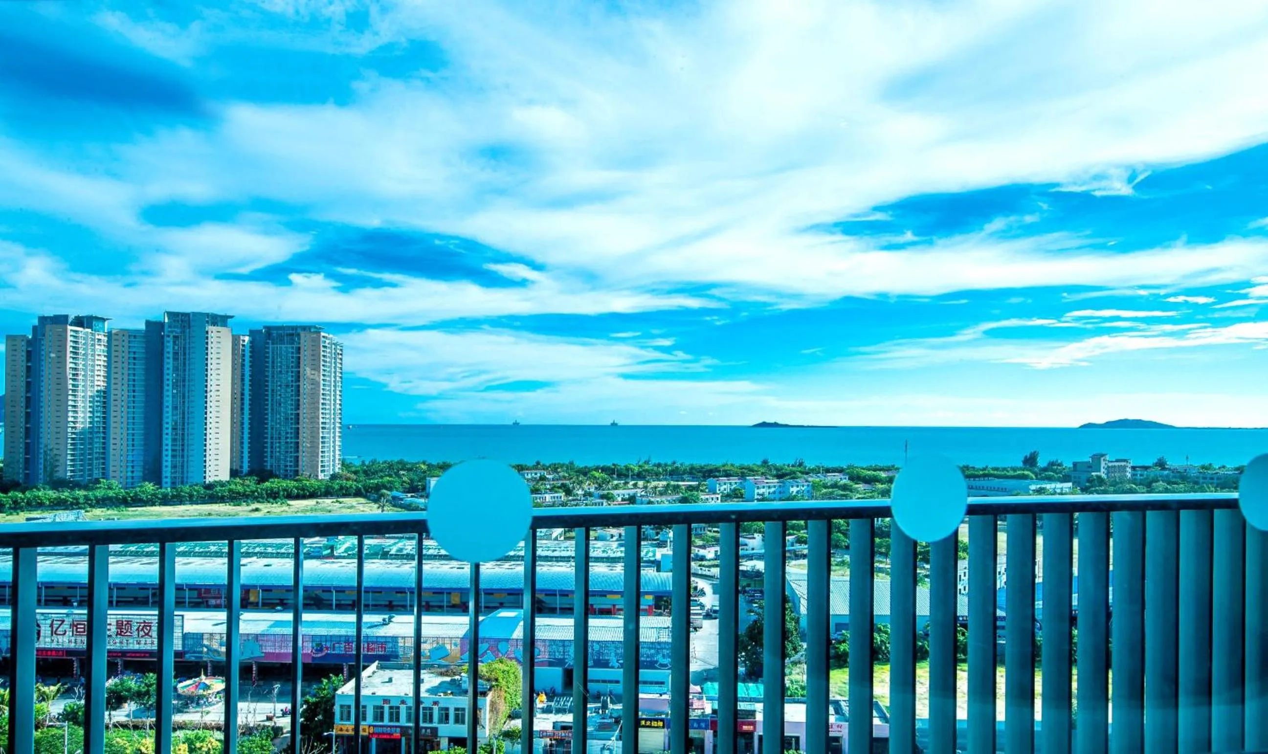 Balcony/Terrace in Oakwood Apartments Sanya