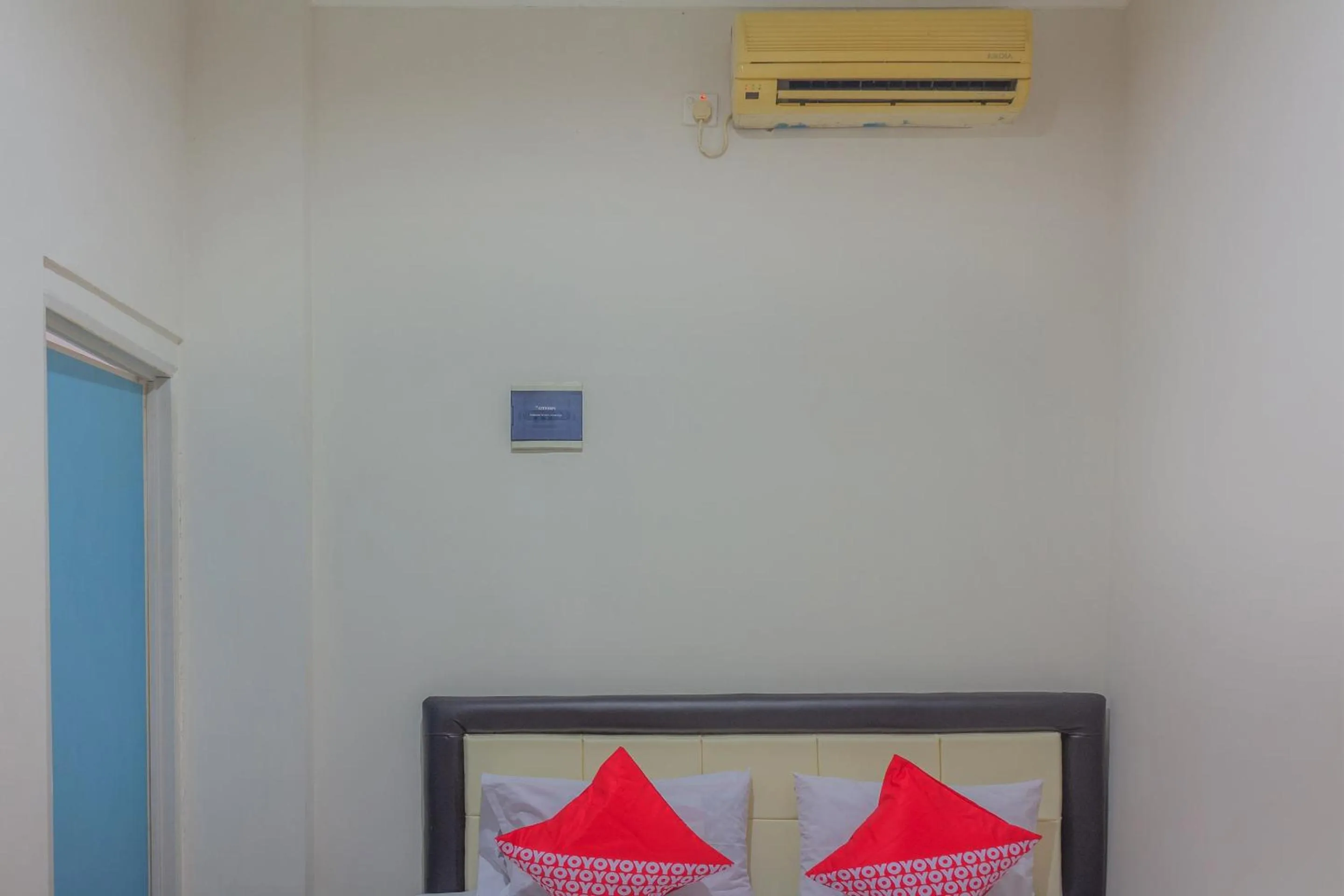 Bedroom, Bed in Hotel O 77 Guesthouse