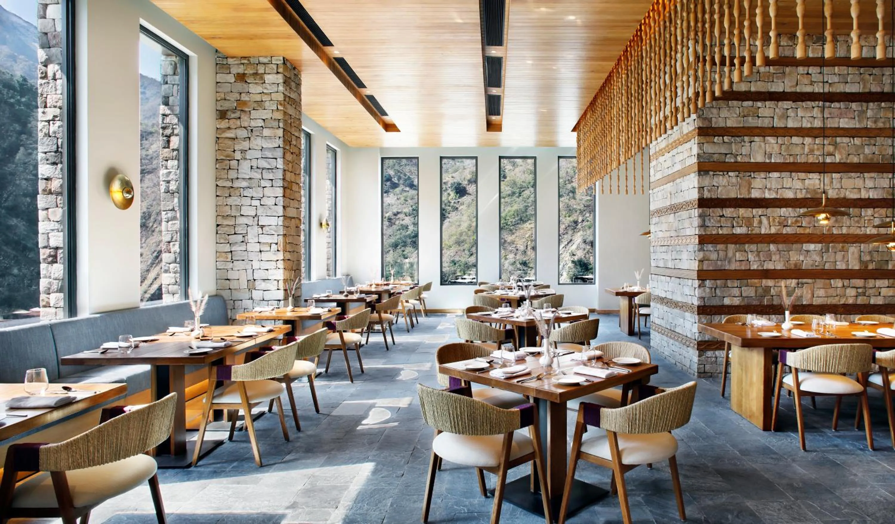 Restaurant/places to eat in Taj Rishikesh Resort & Spa Uttarakhand